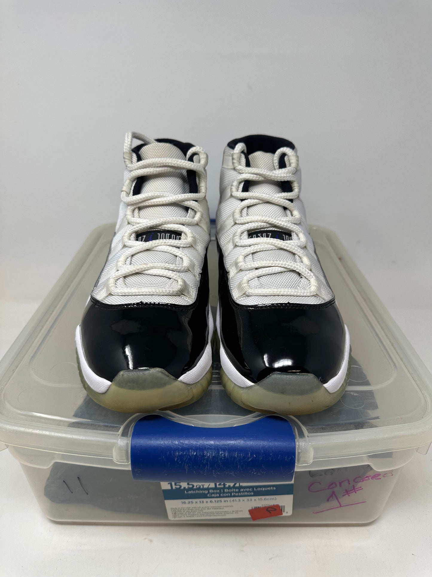 Jordan 11 (2018) “Concord”