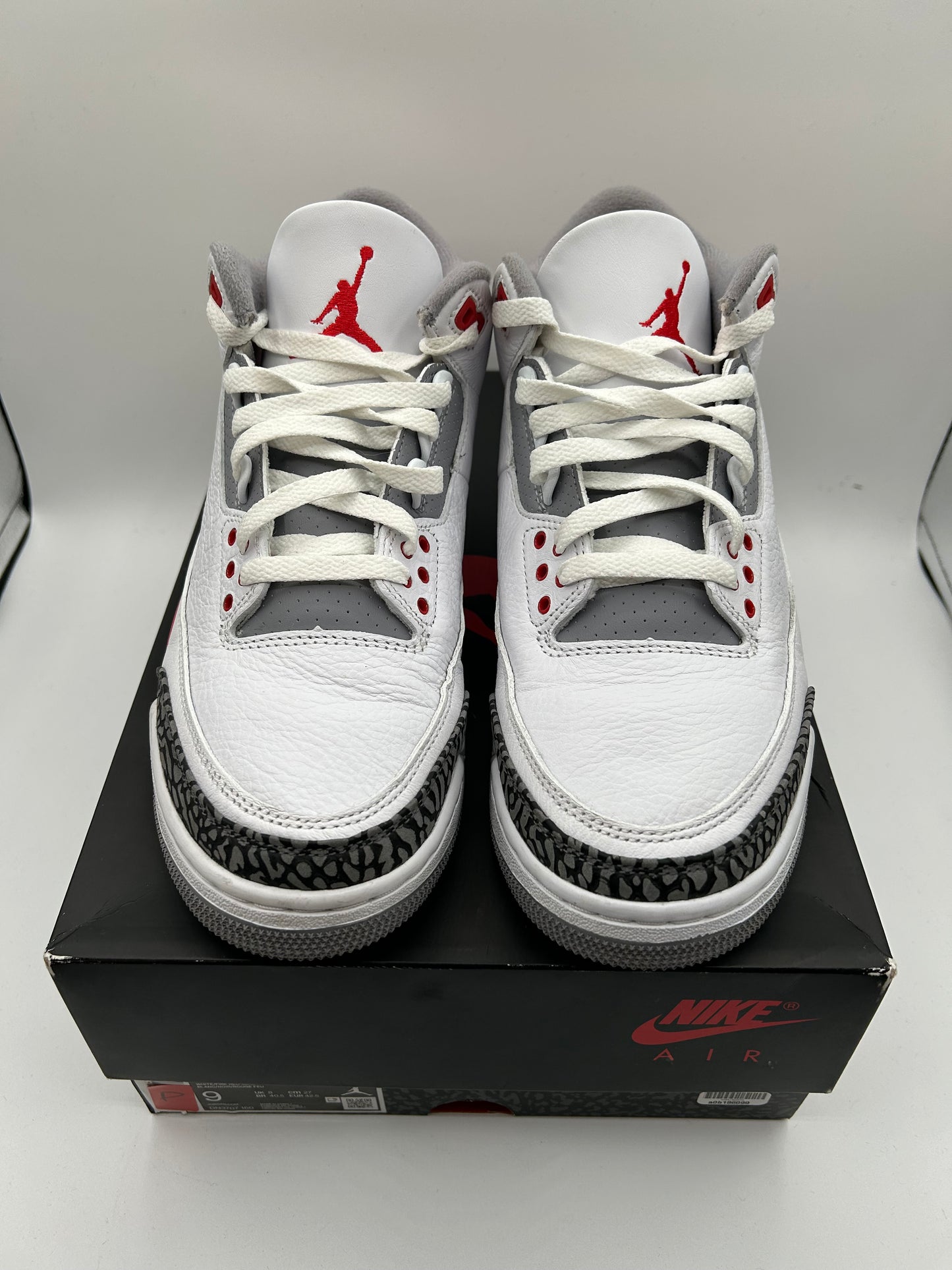 Jordan 3 “Fire Red”