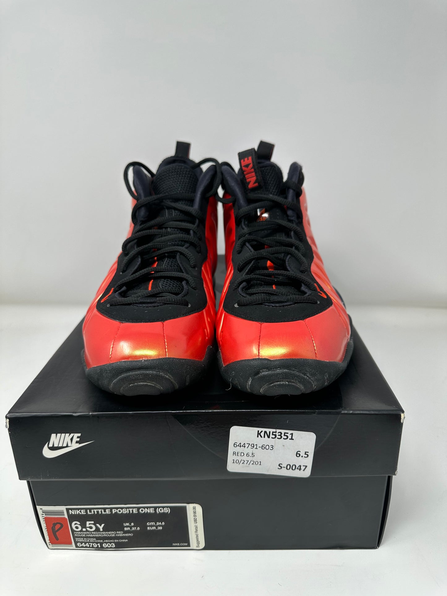 Nike Foamposite GS “Habanero Red”