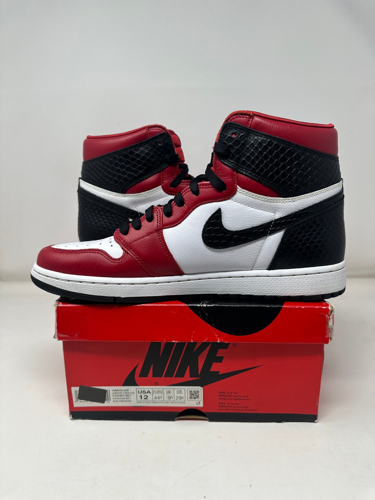 Jordan 1 High Women’s “Satin Snake”