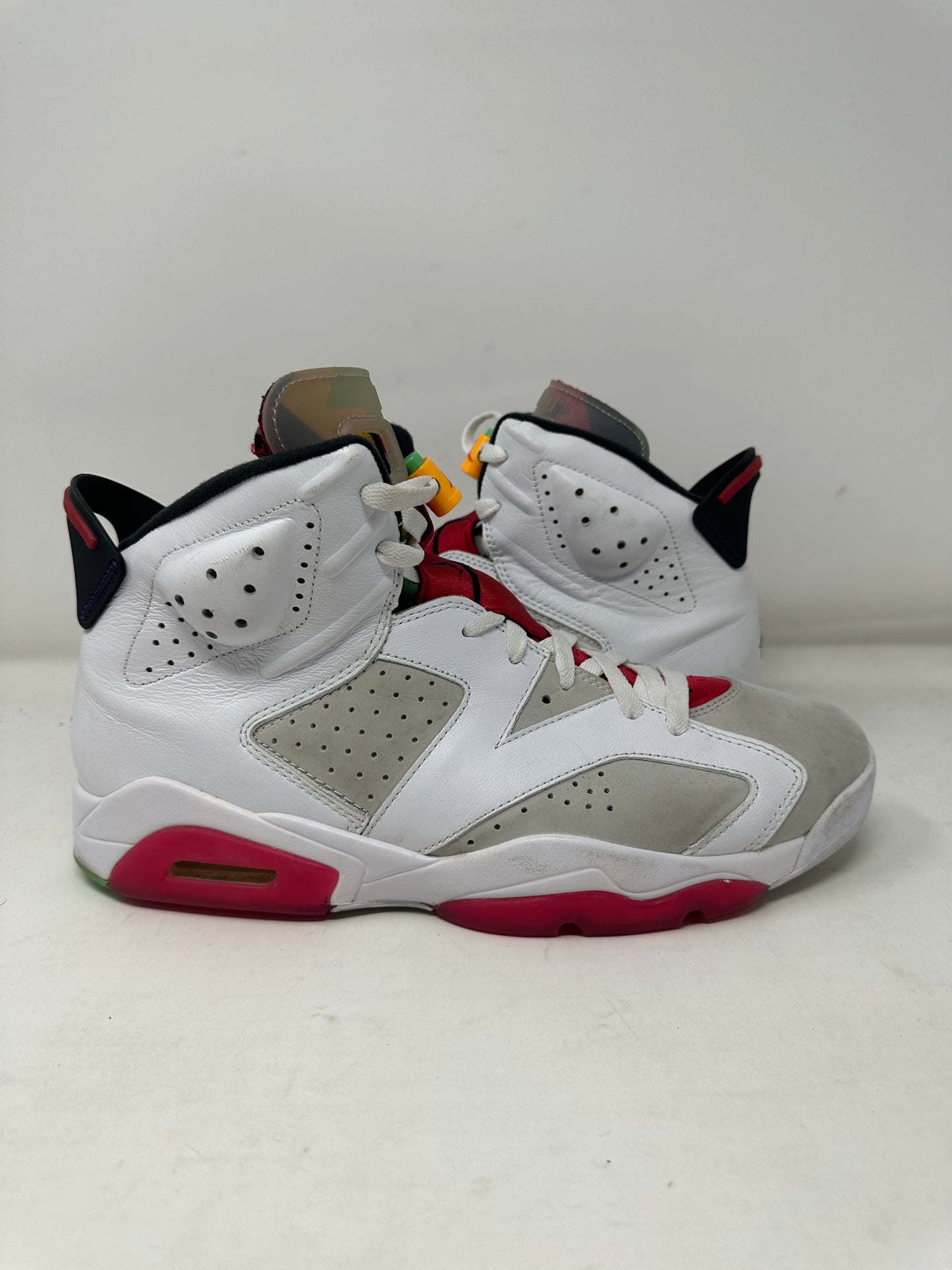 Jordan 6 “Hare”