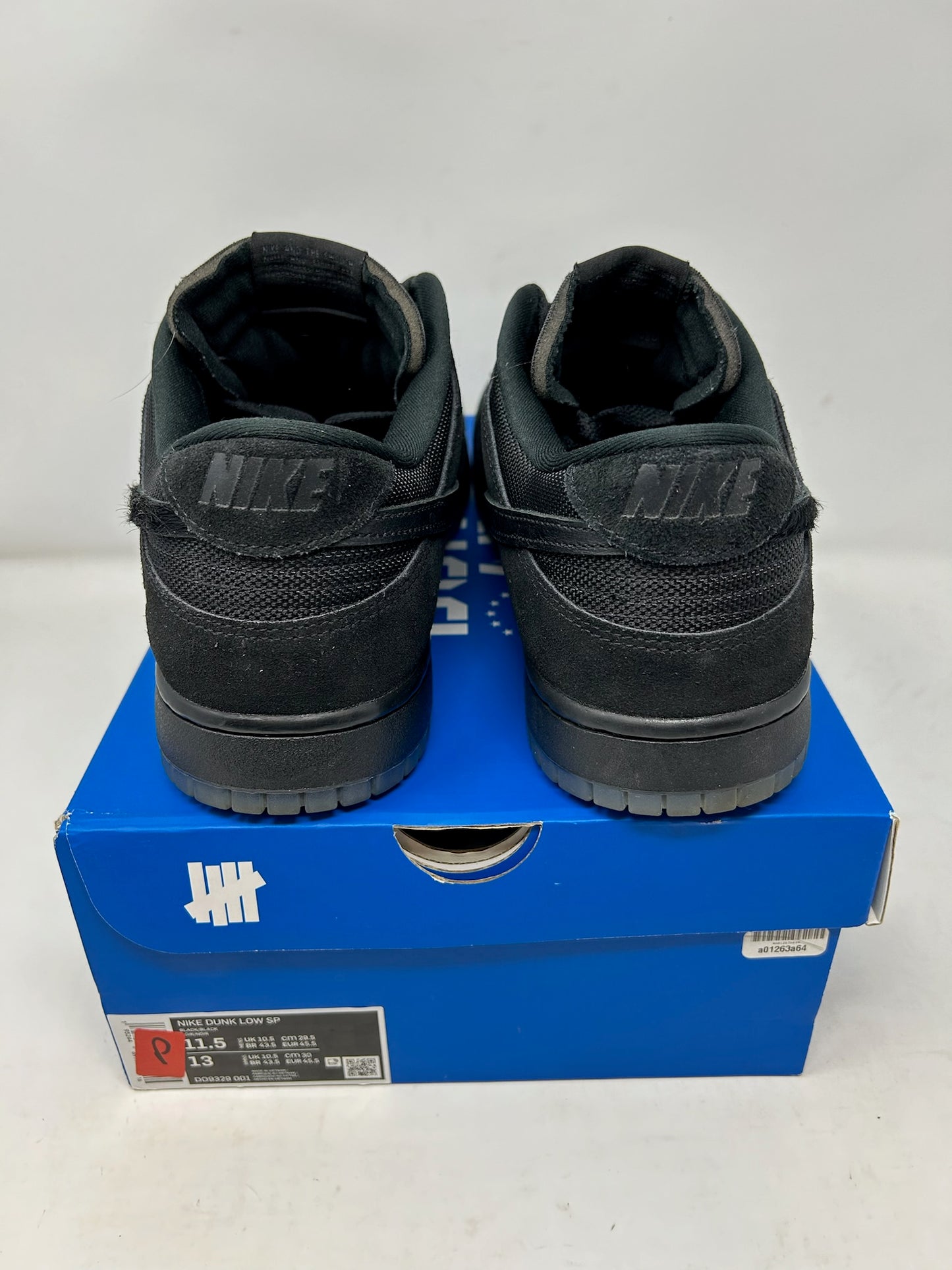 Nike Dunk Low Undefeated “Black”