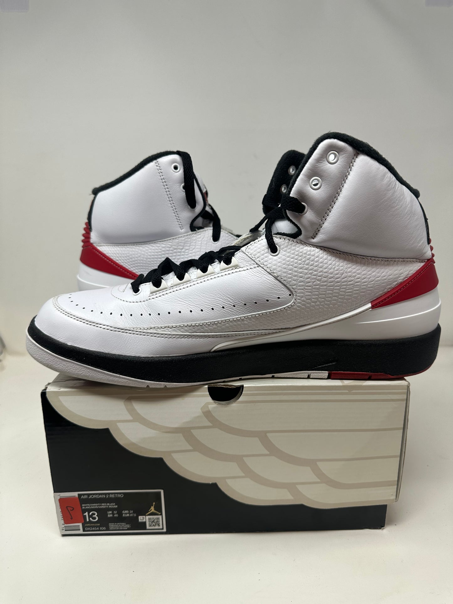 Jordan 2 (2022) “Chicago”