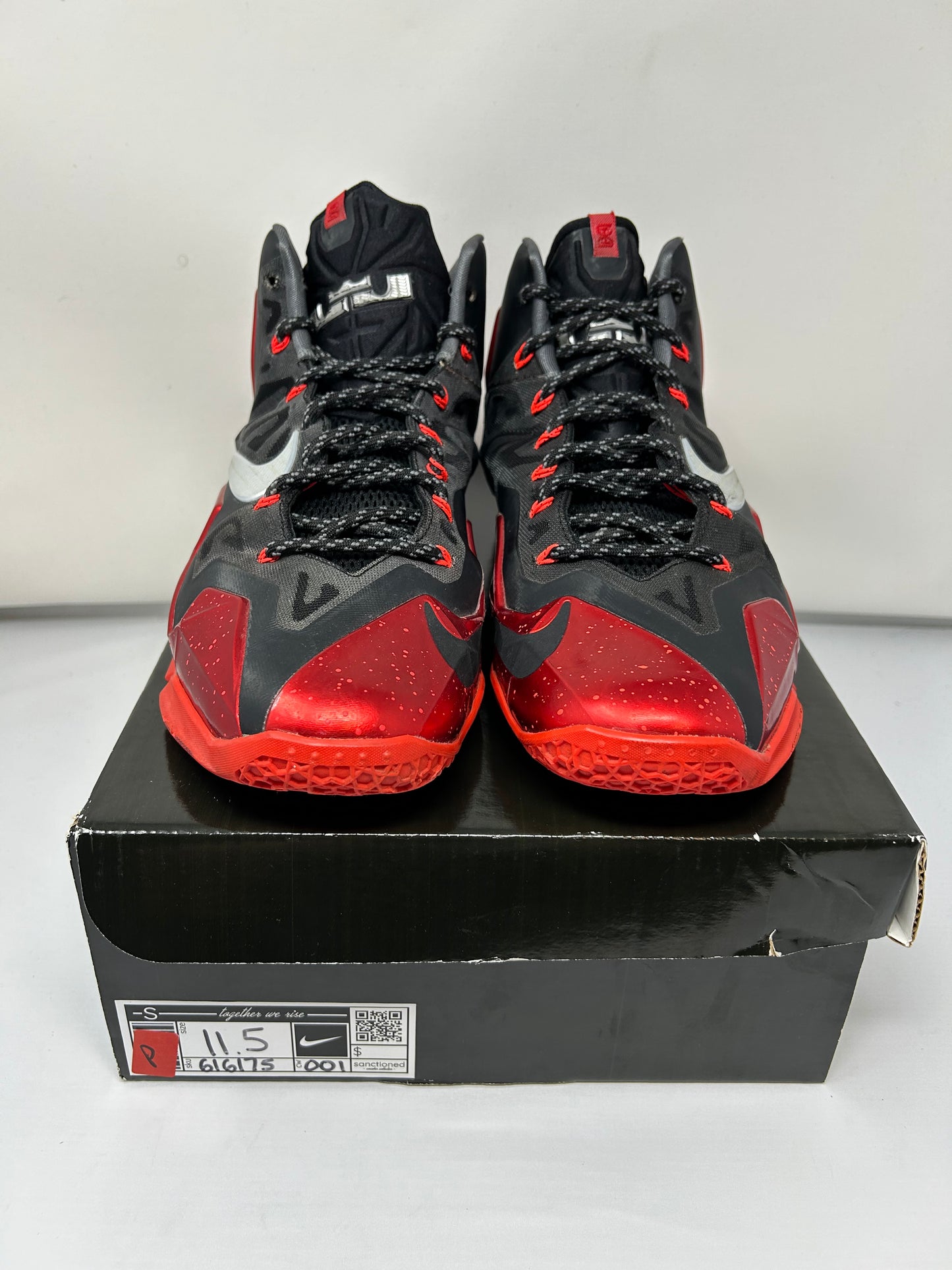 Nike LeBron 11 “Away”