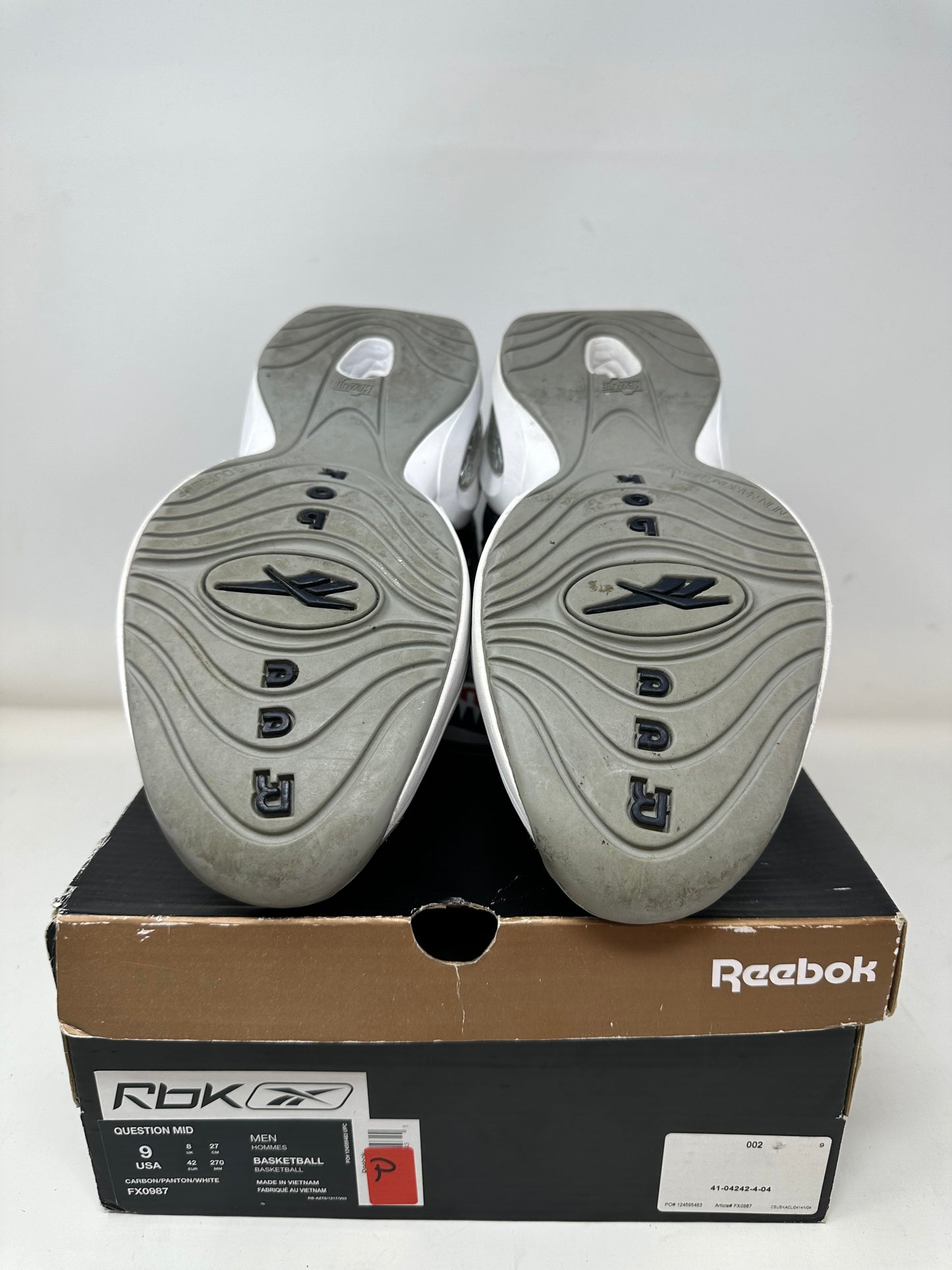 Reebok Question Mid “Navy”