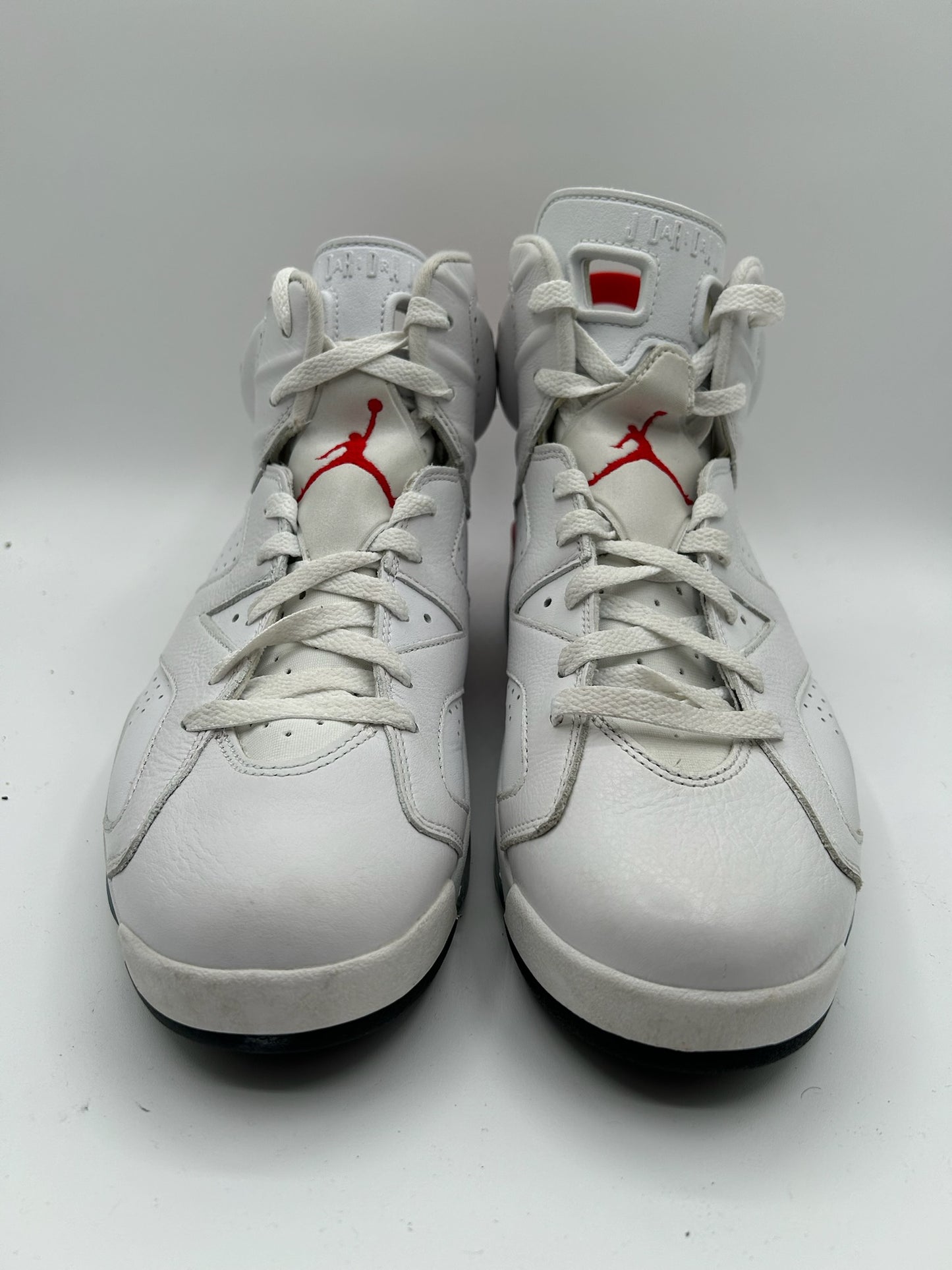 Jordan 6 “Red Oreo”