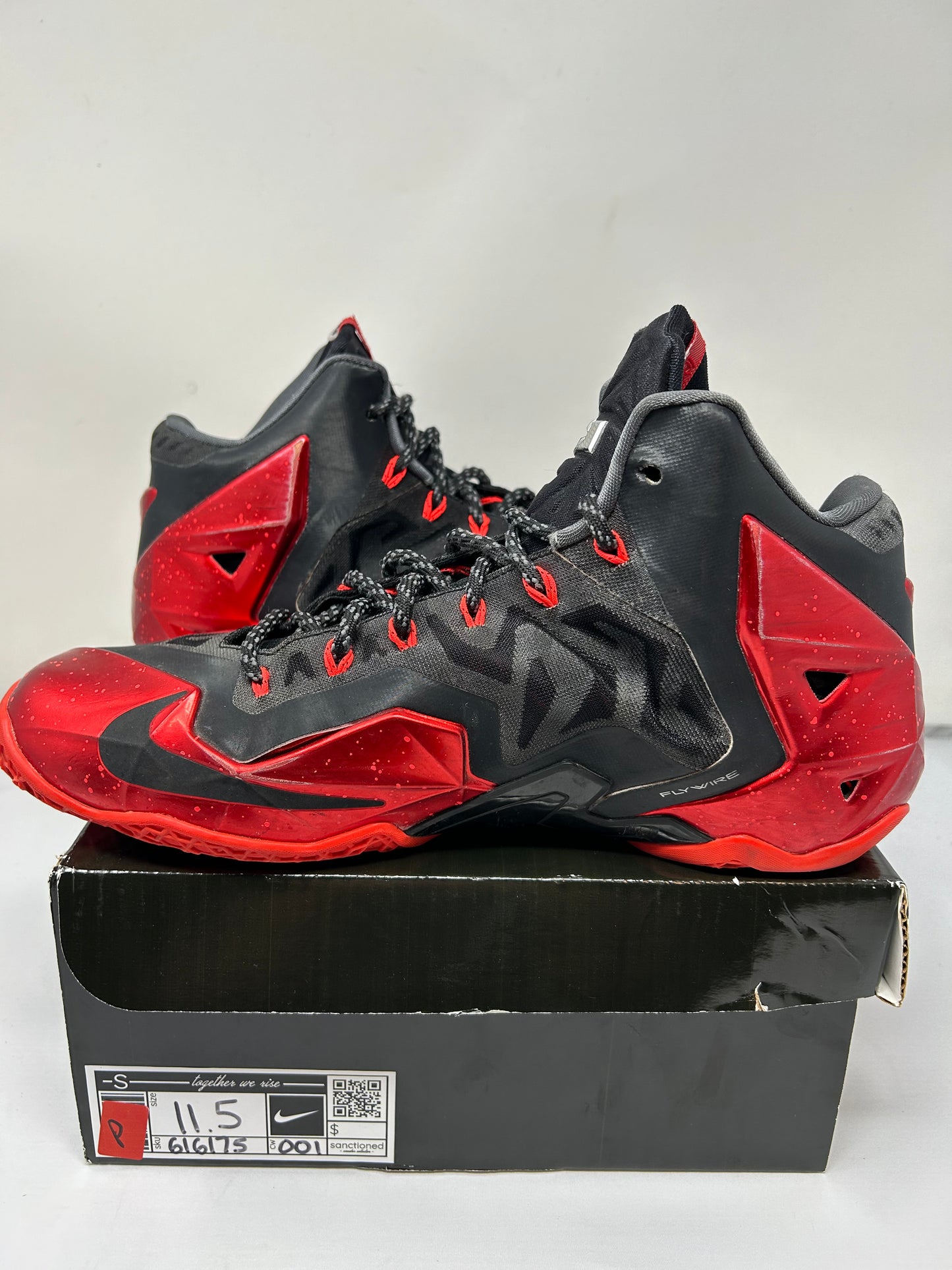 Nike LeBron 11 “Away”