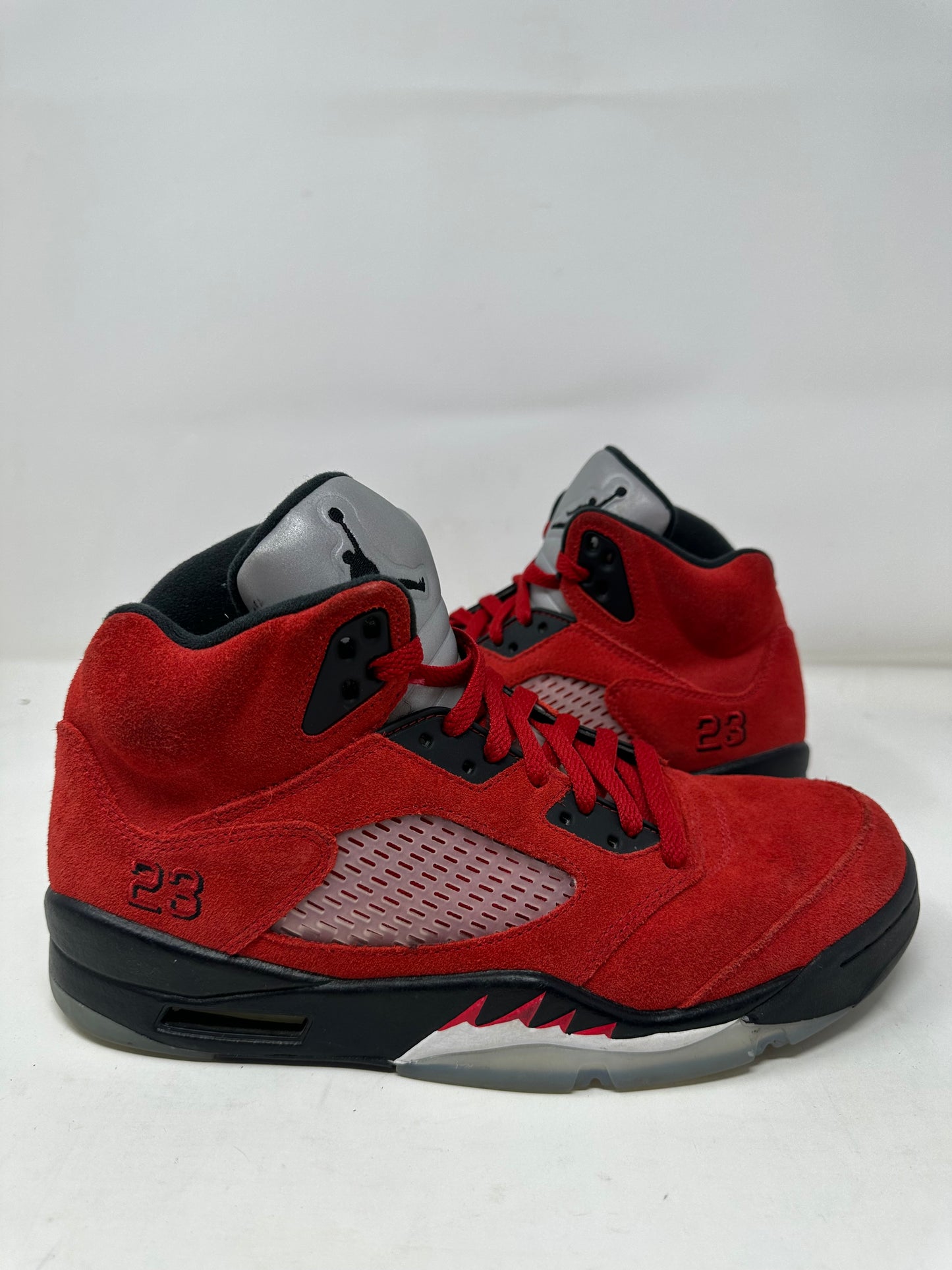 Jordan 5 “Raging Bull”