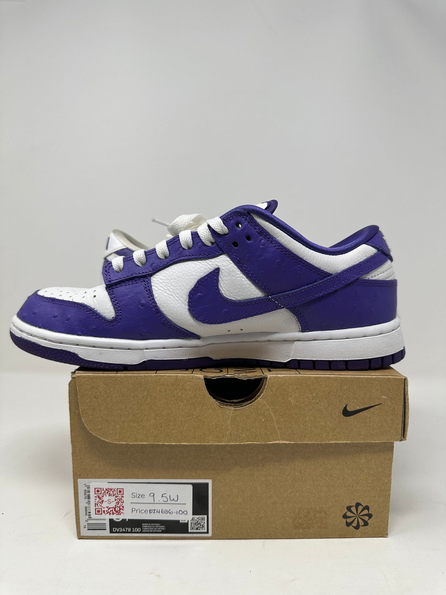 Nike Dunk Low Women’s “Flip”