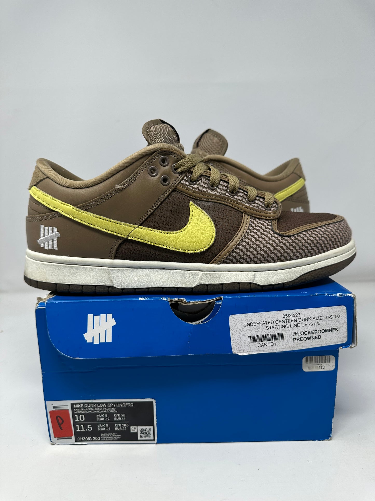 Nike Dunk Low Undefeated “Canteen”