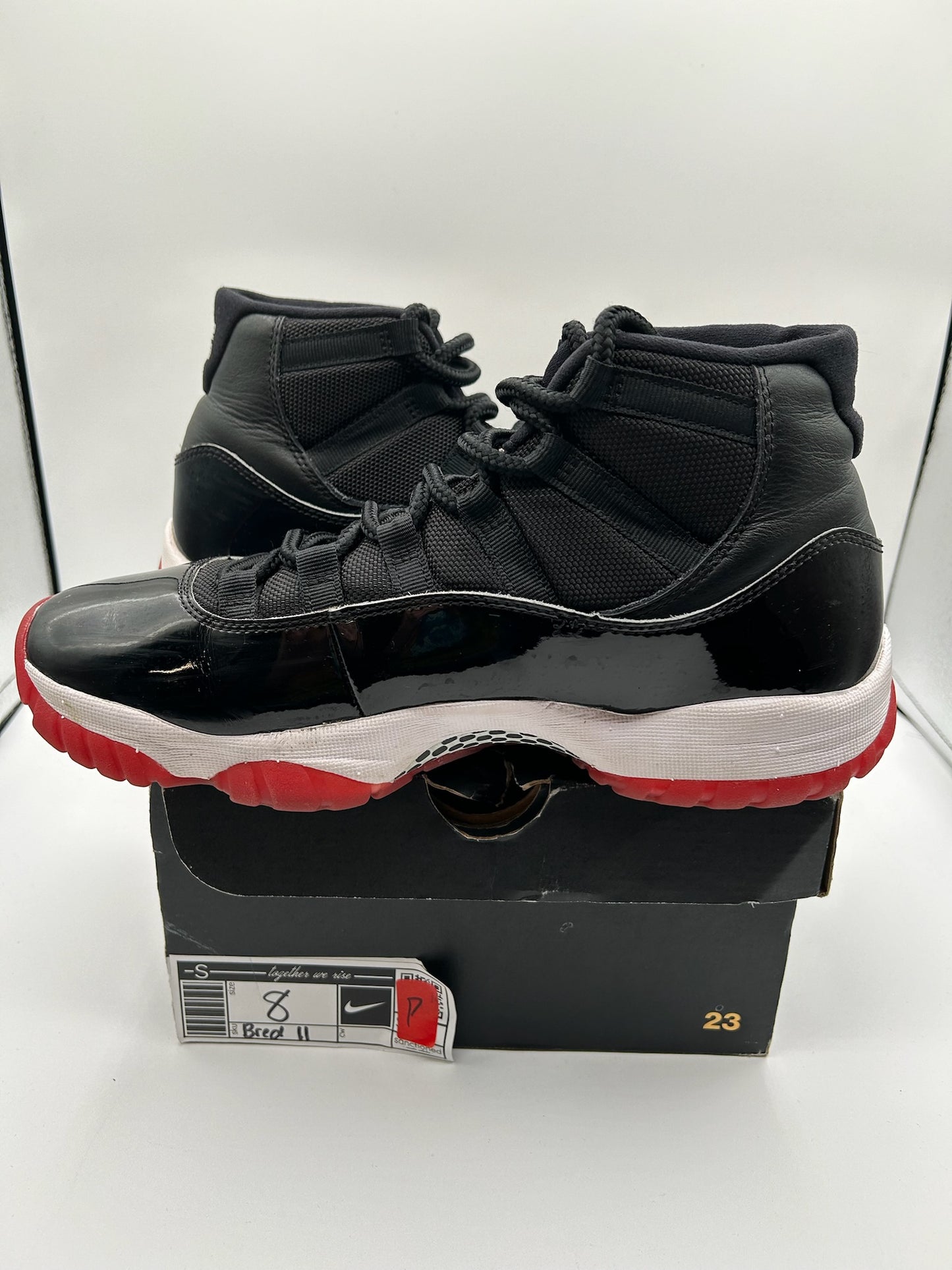 Jordan 11 (2019) “Bred”