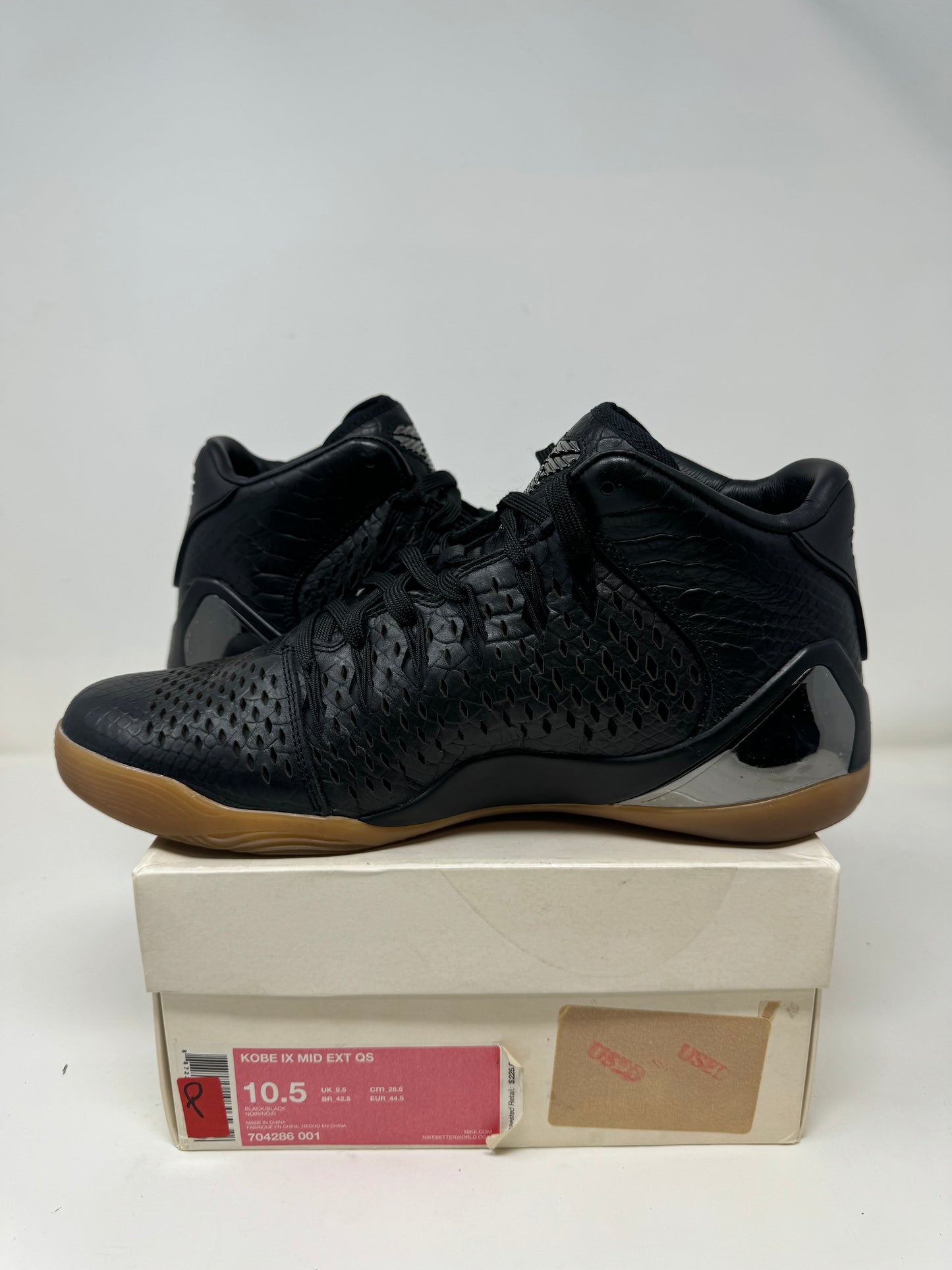 Nike Kobe 9 EXT “Black Mamba”