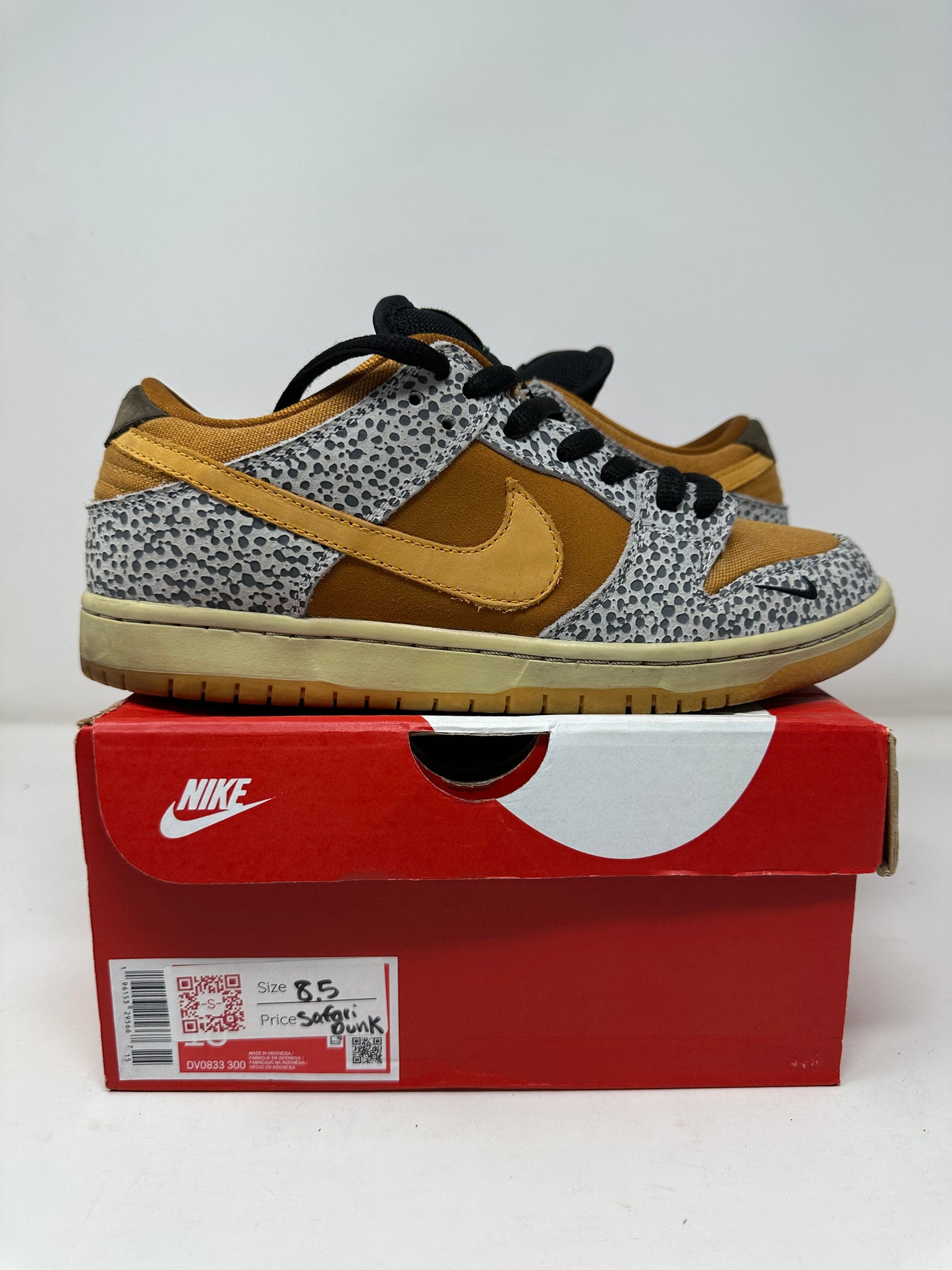 Nike SB Dunk Low “Safari”