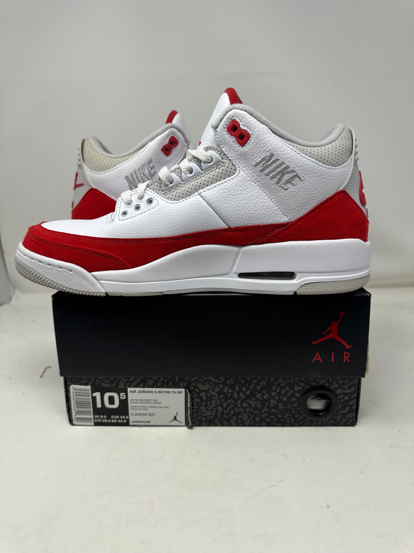 Jordan 3 Tinker “University Red”