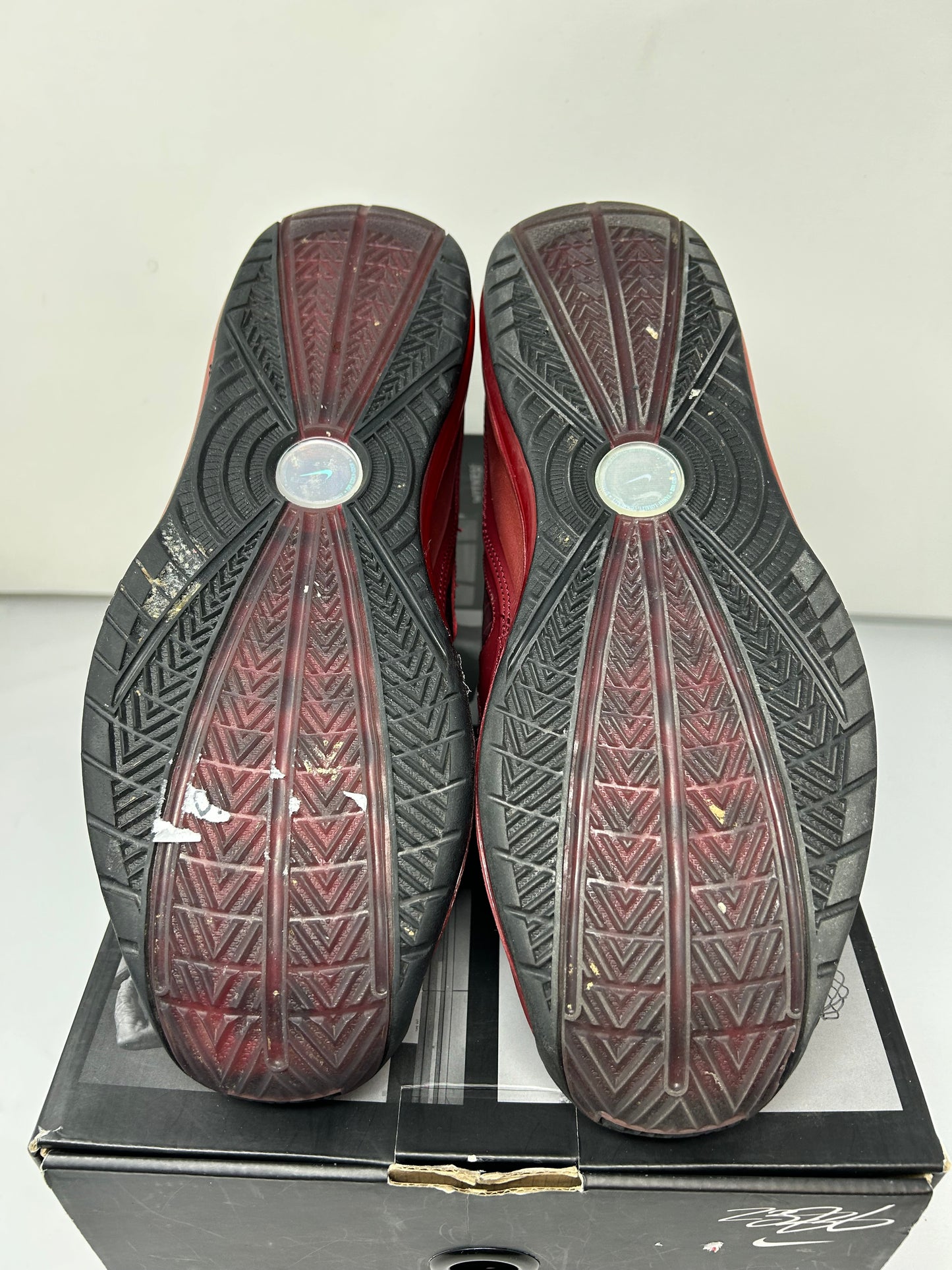 Nike LeBron 7 “Christmas”