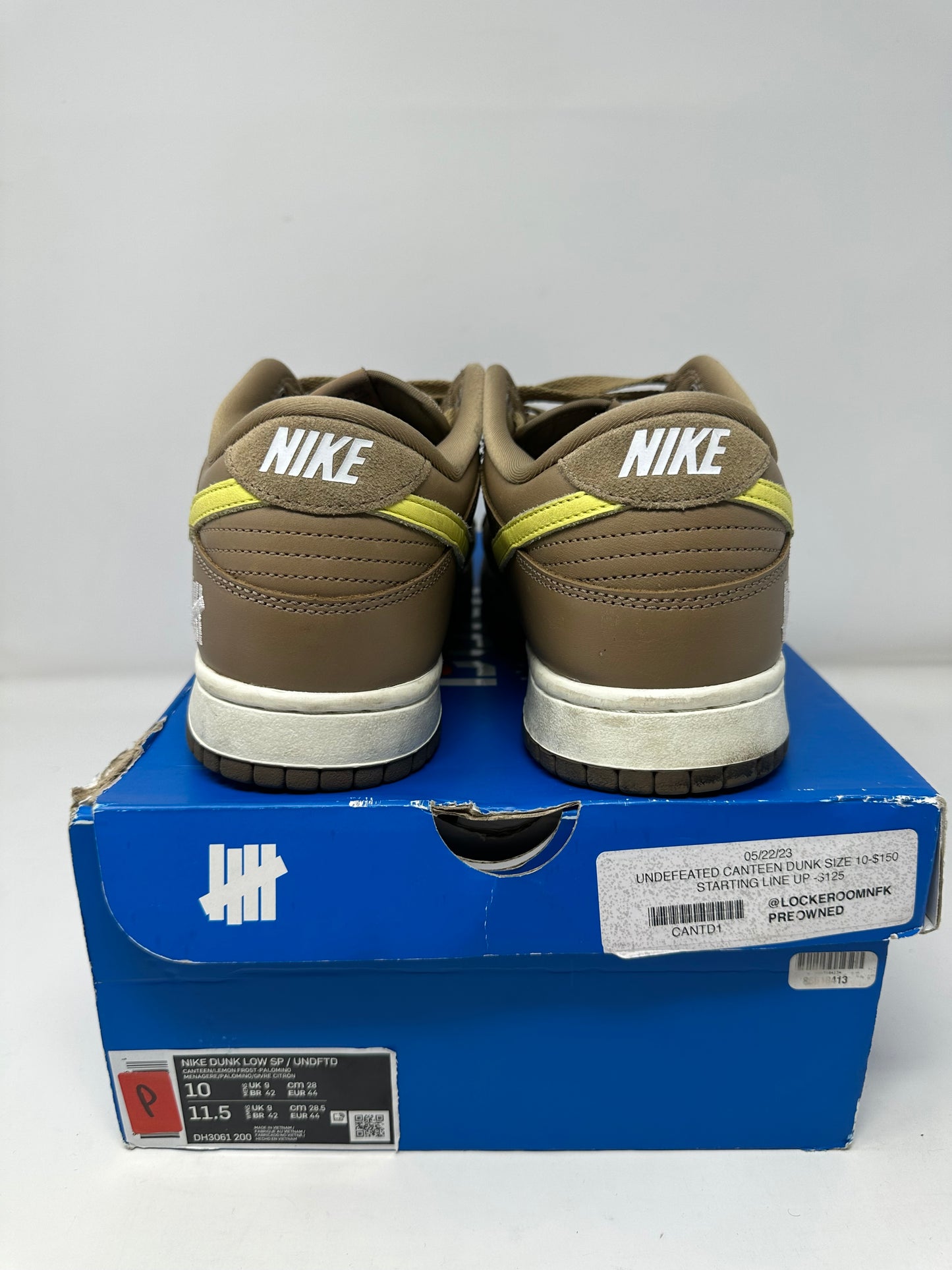 Nike Dunk Low Undefeated “Canteen”
