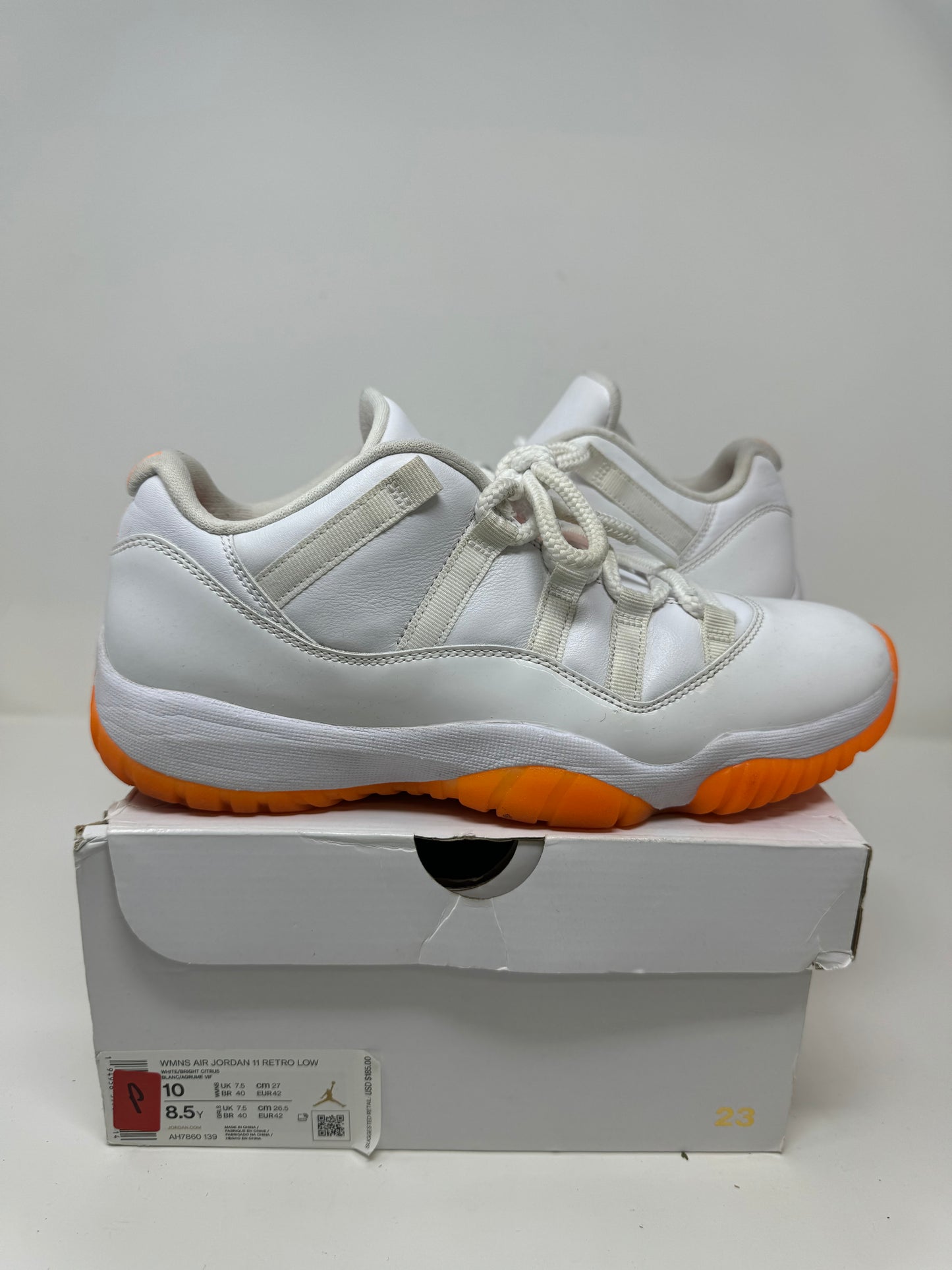 Jordan 11 Low Women’s “Citrus”