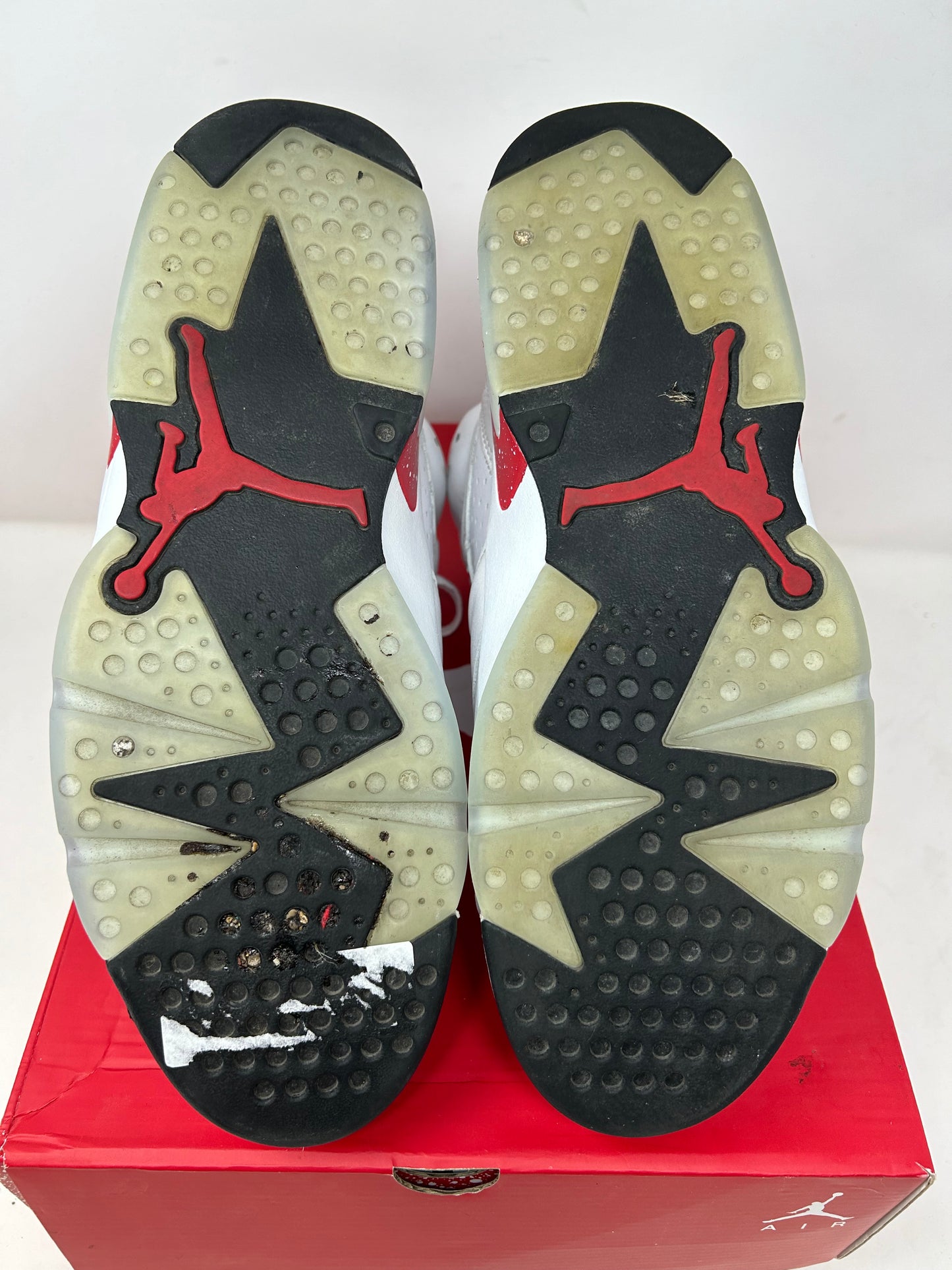 Jordan 6 “Red Oreo”