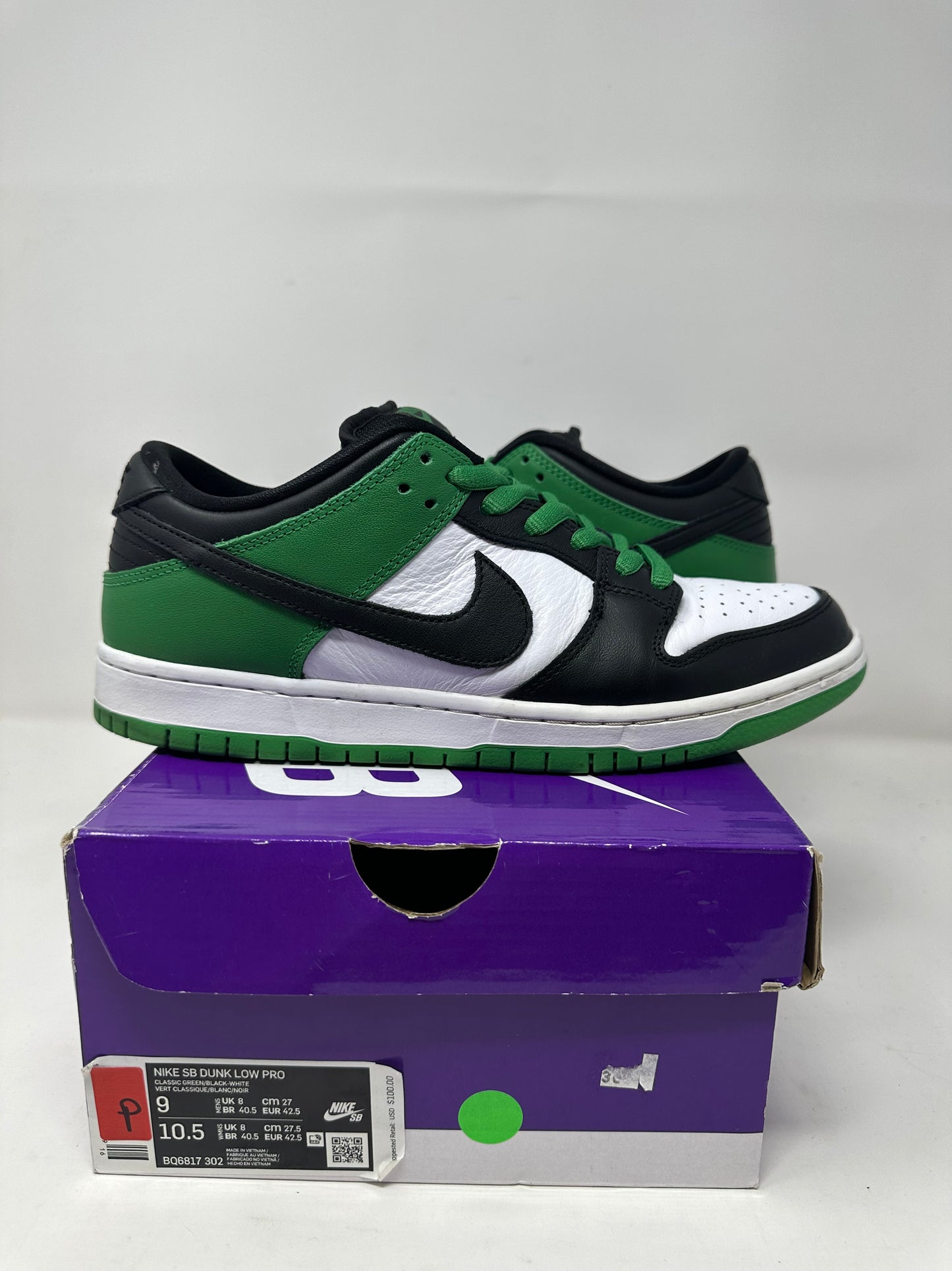 Nike SB Dunk Low “Pine Green”