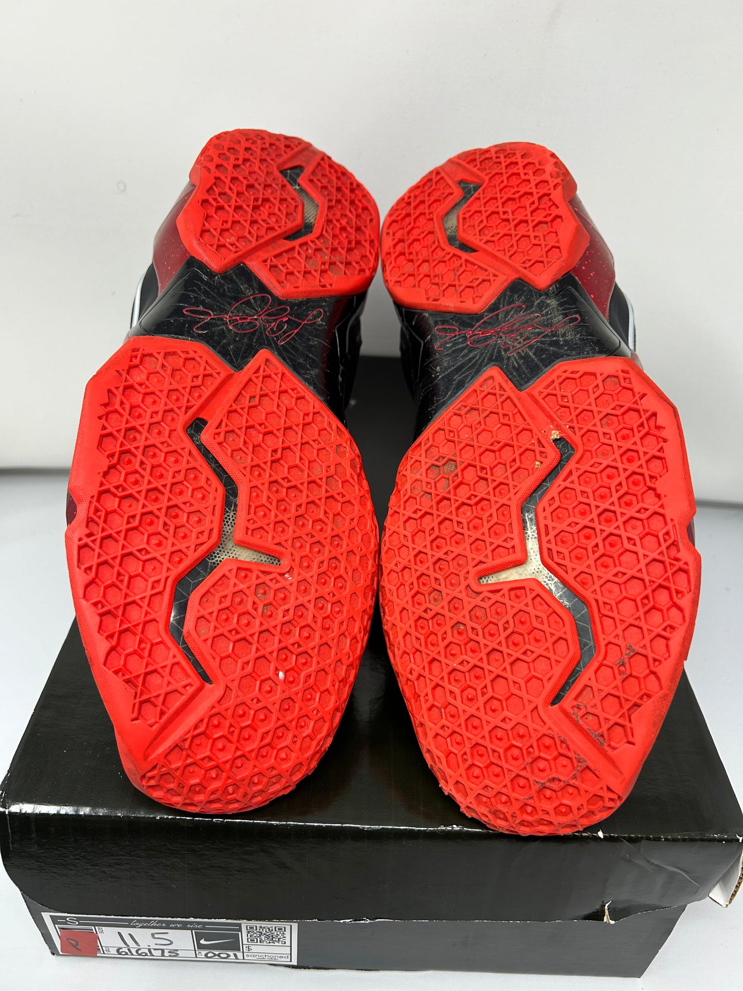 Nike LeBron 11 “Away”