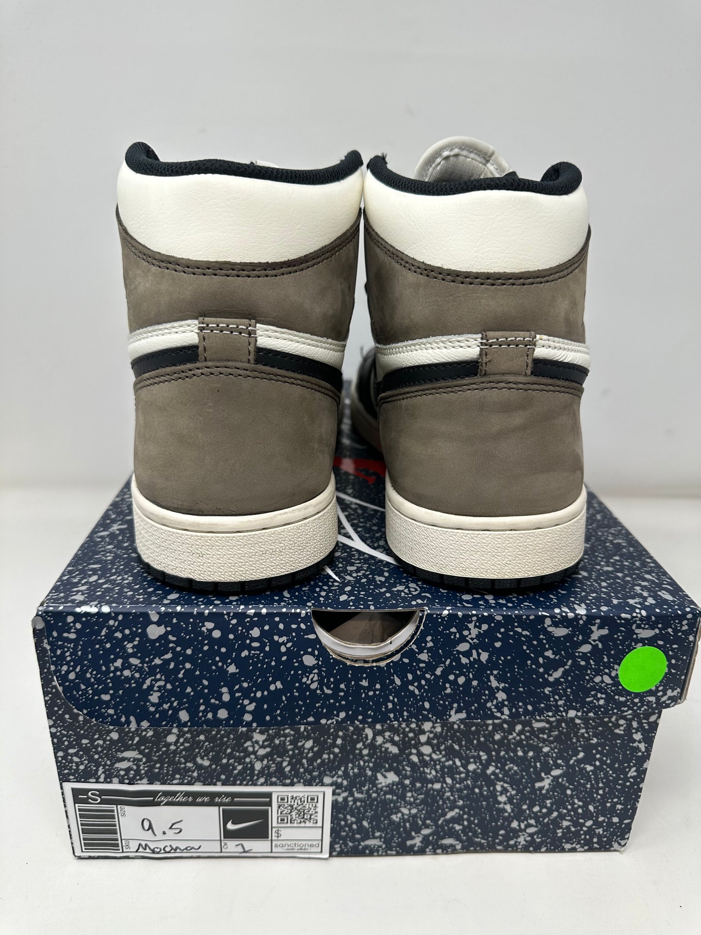 Jordan 1 High “Mocha”