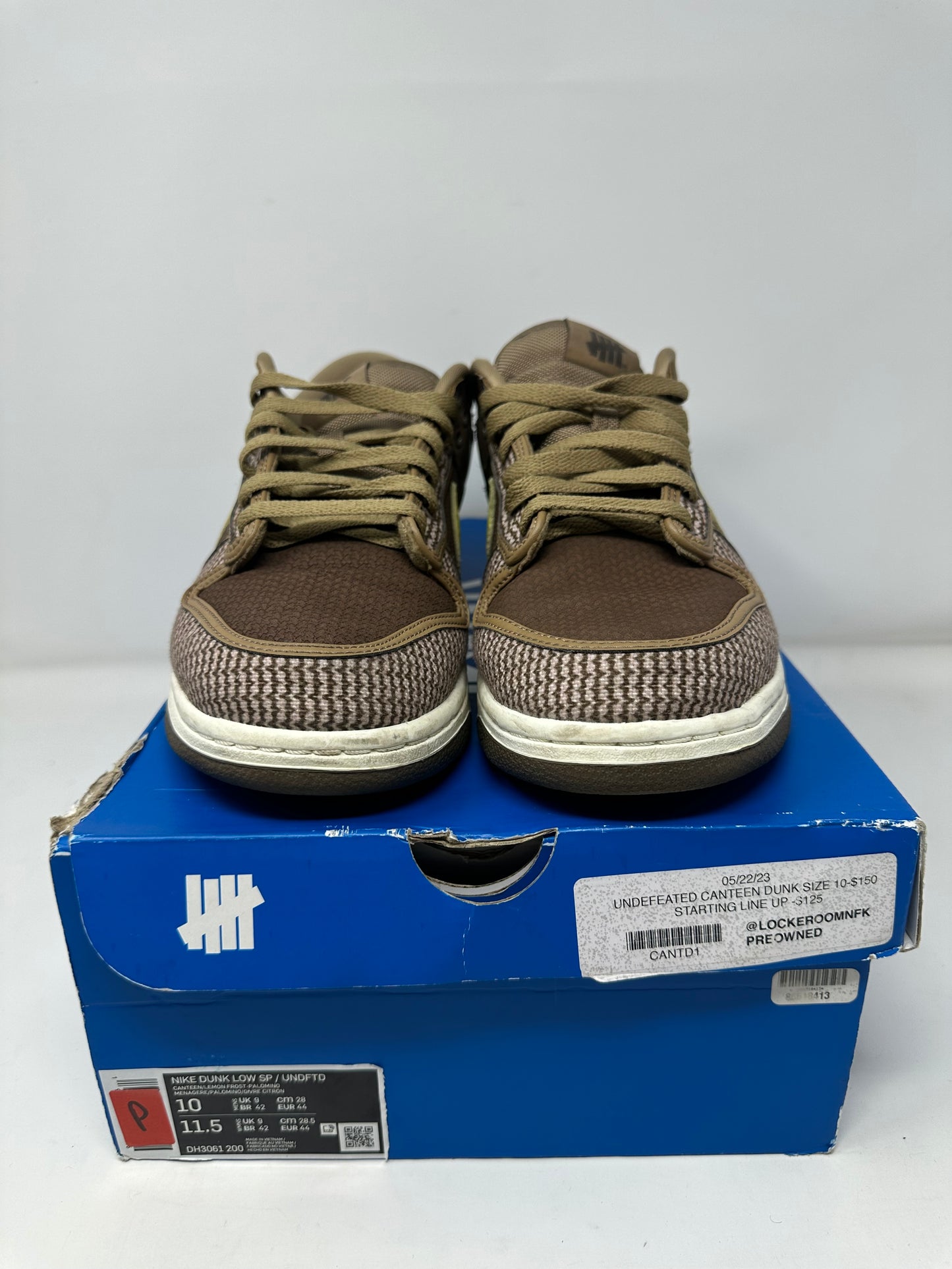Nike Dunk Low Undefeated “Canteen”