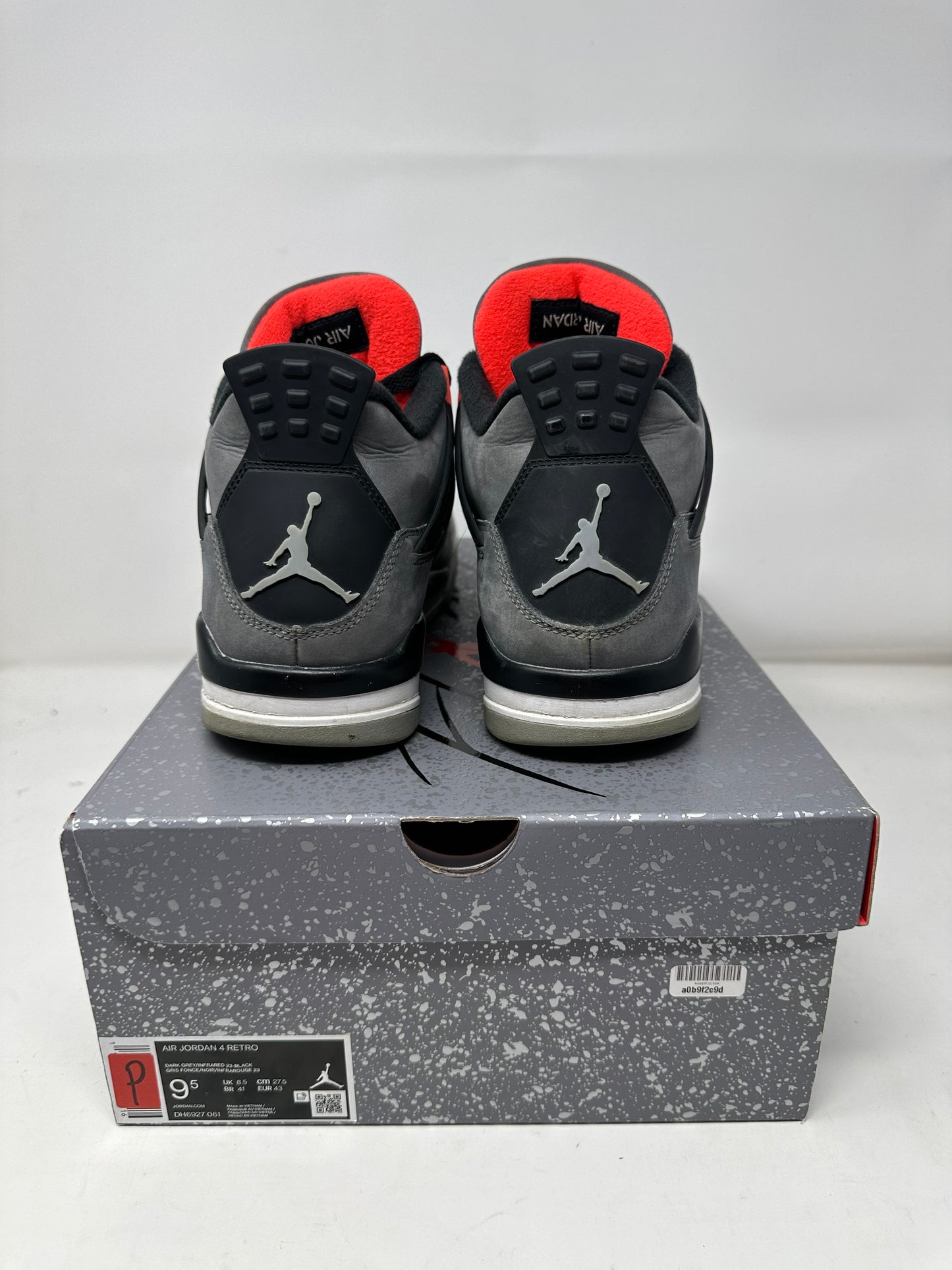 Jordan 4 “Infrared”