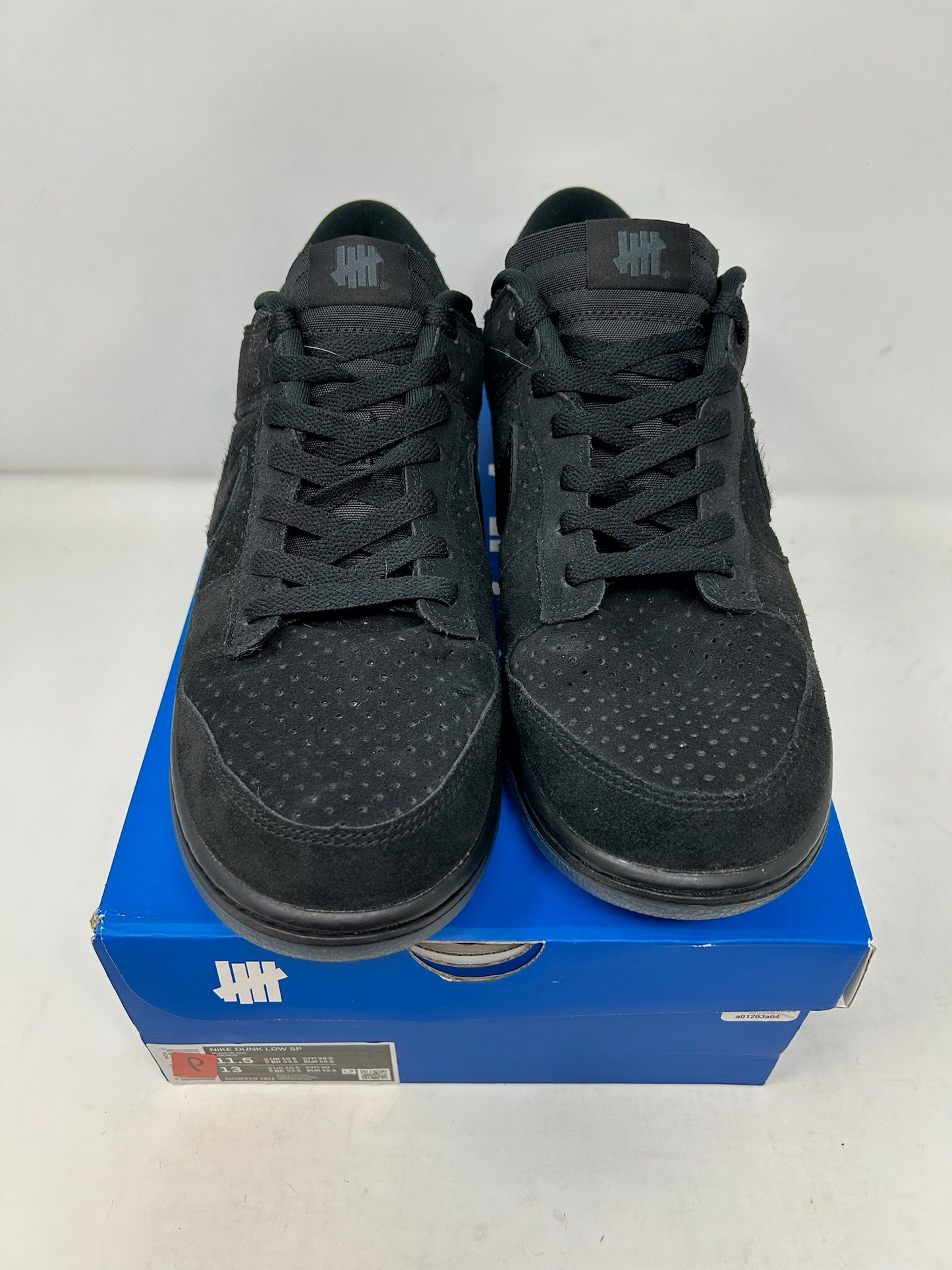 Nike Dunk Low Undefeated “Black”
