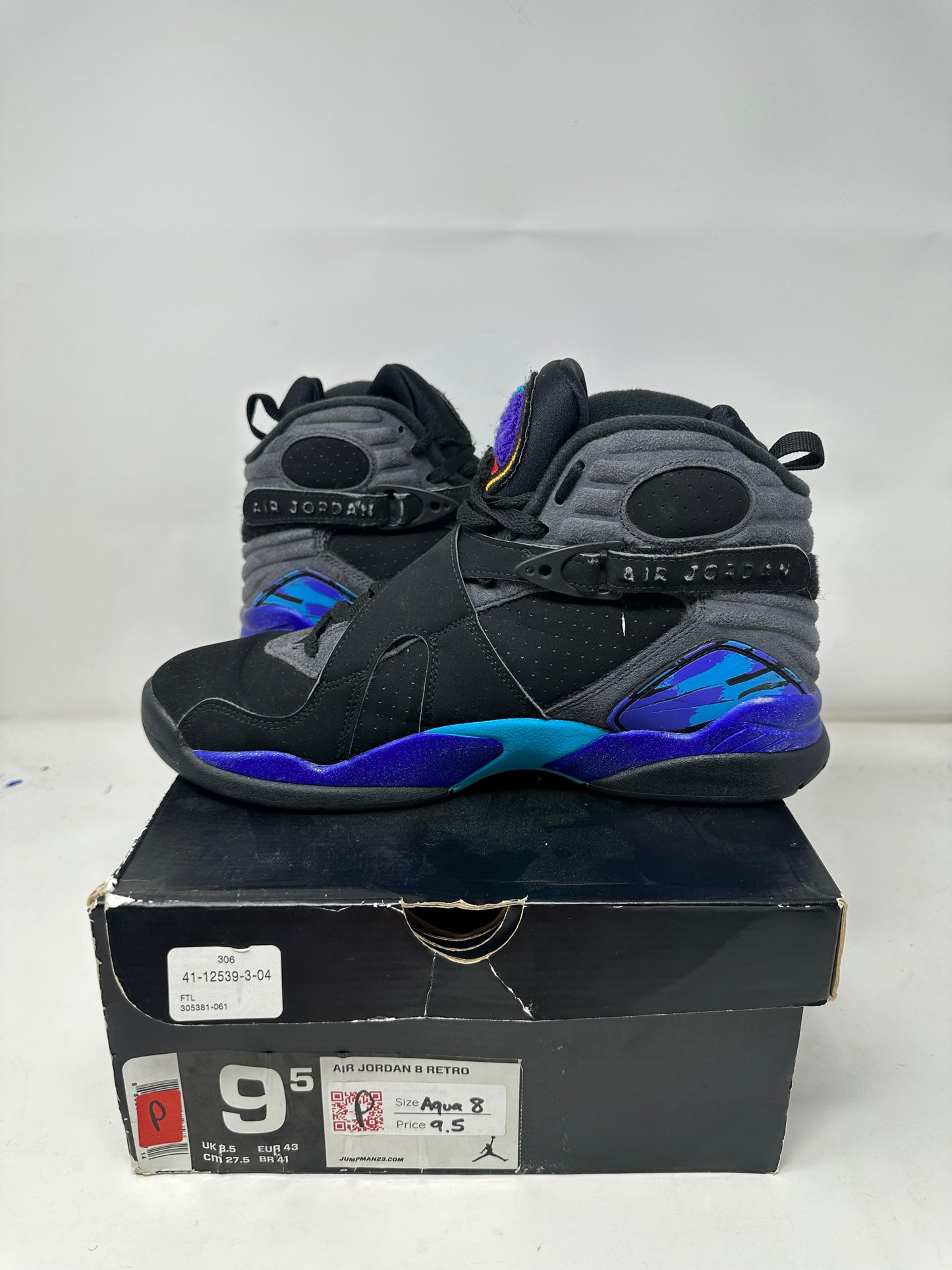 Jordan 8 “Aqua”