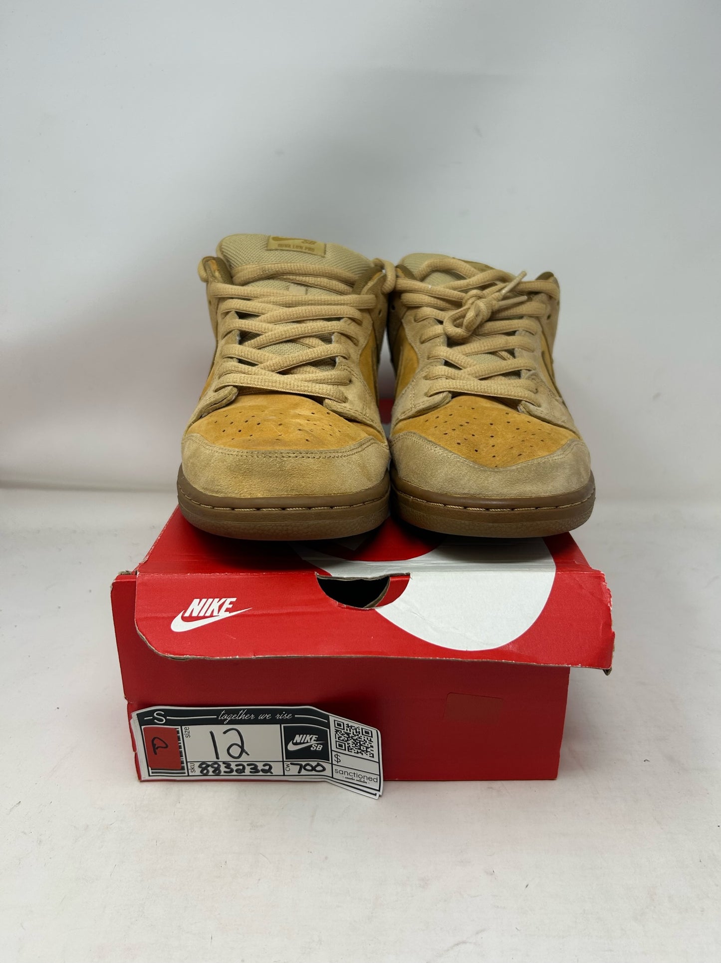 Nike SB Dunk Low “Wheat”
