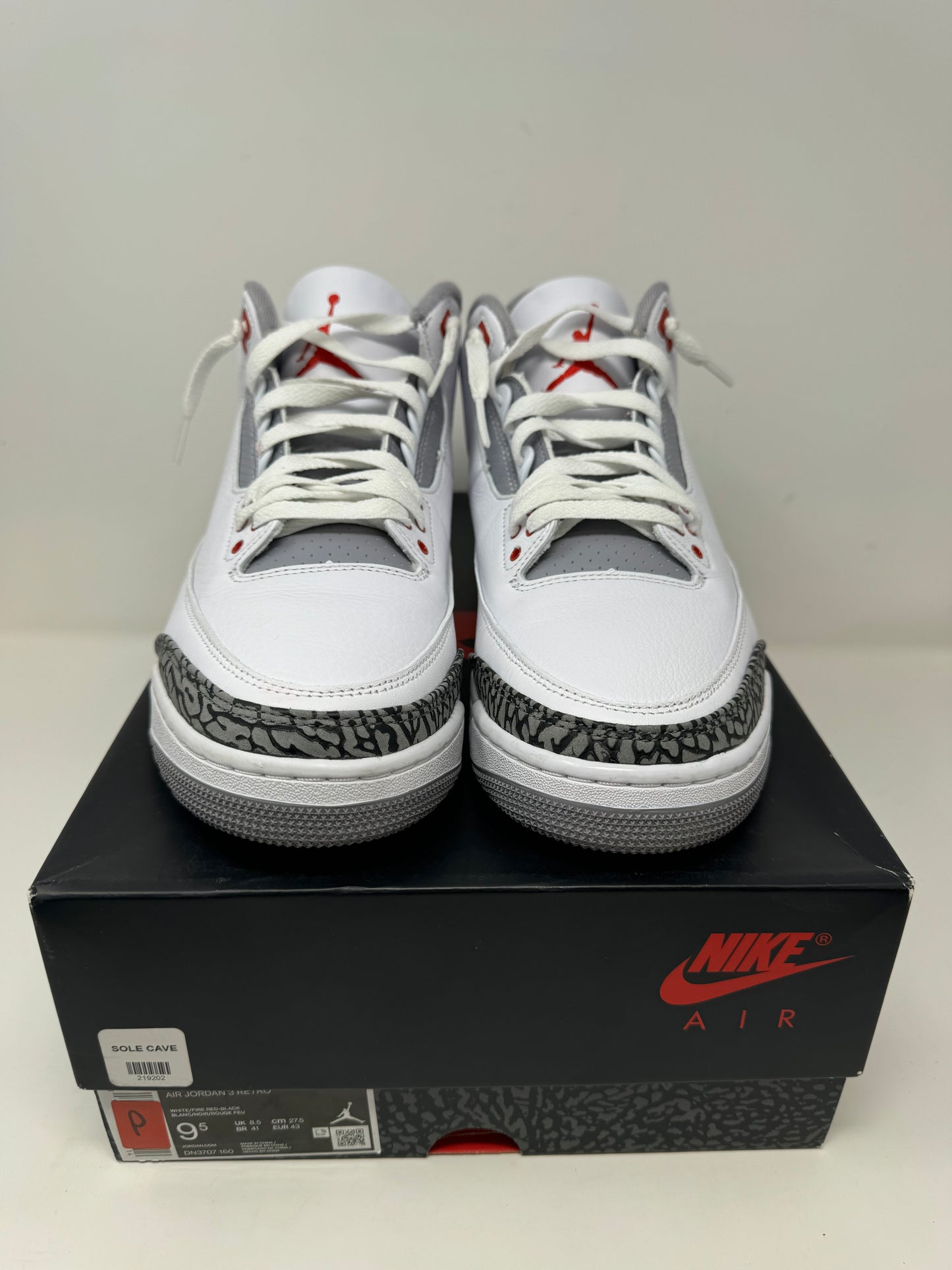 Jordan 3 “Fire Red”