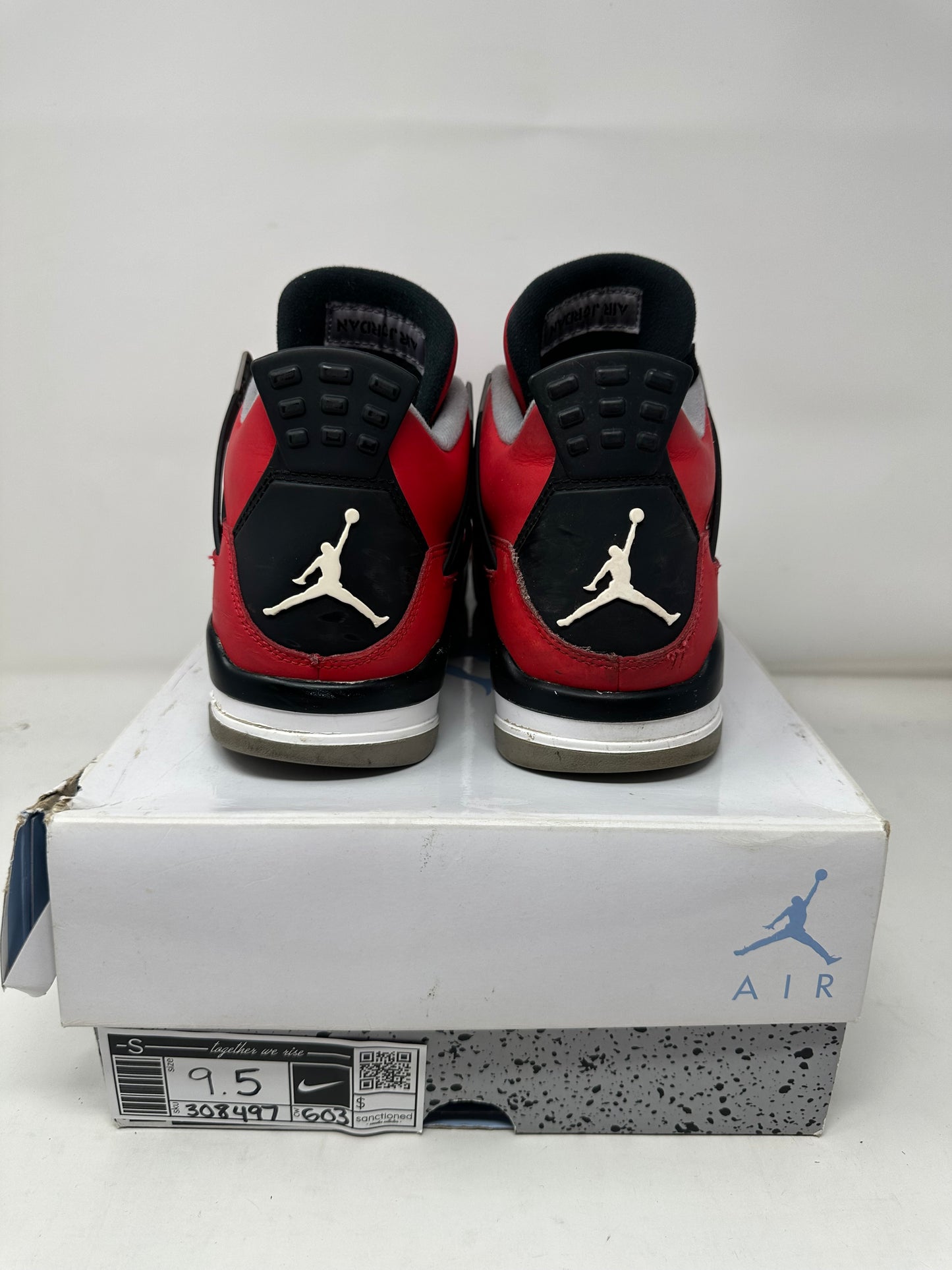 Jordan 4 “Toro”
