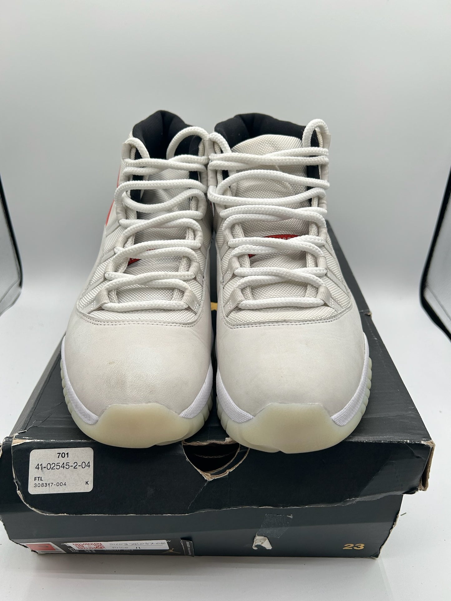 Jordan 11 “Pure Platinum”