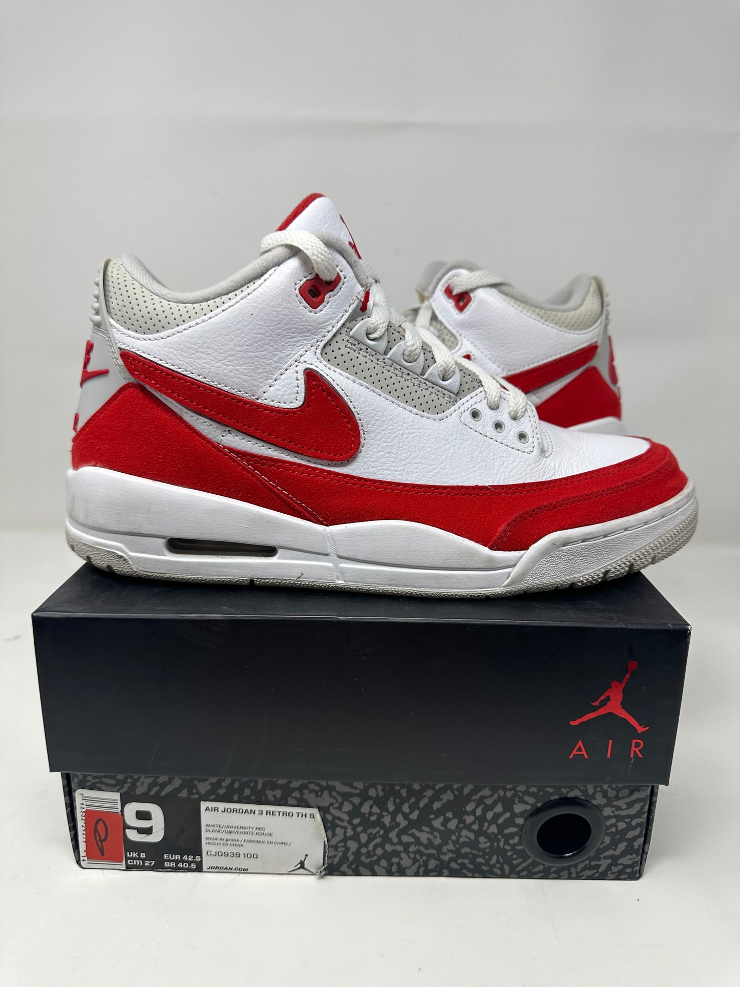 Jordan 3 Tinker “Alternate”