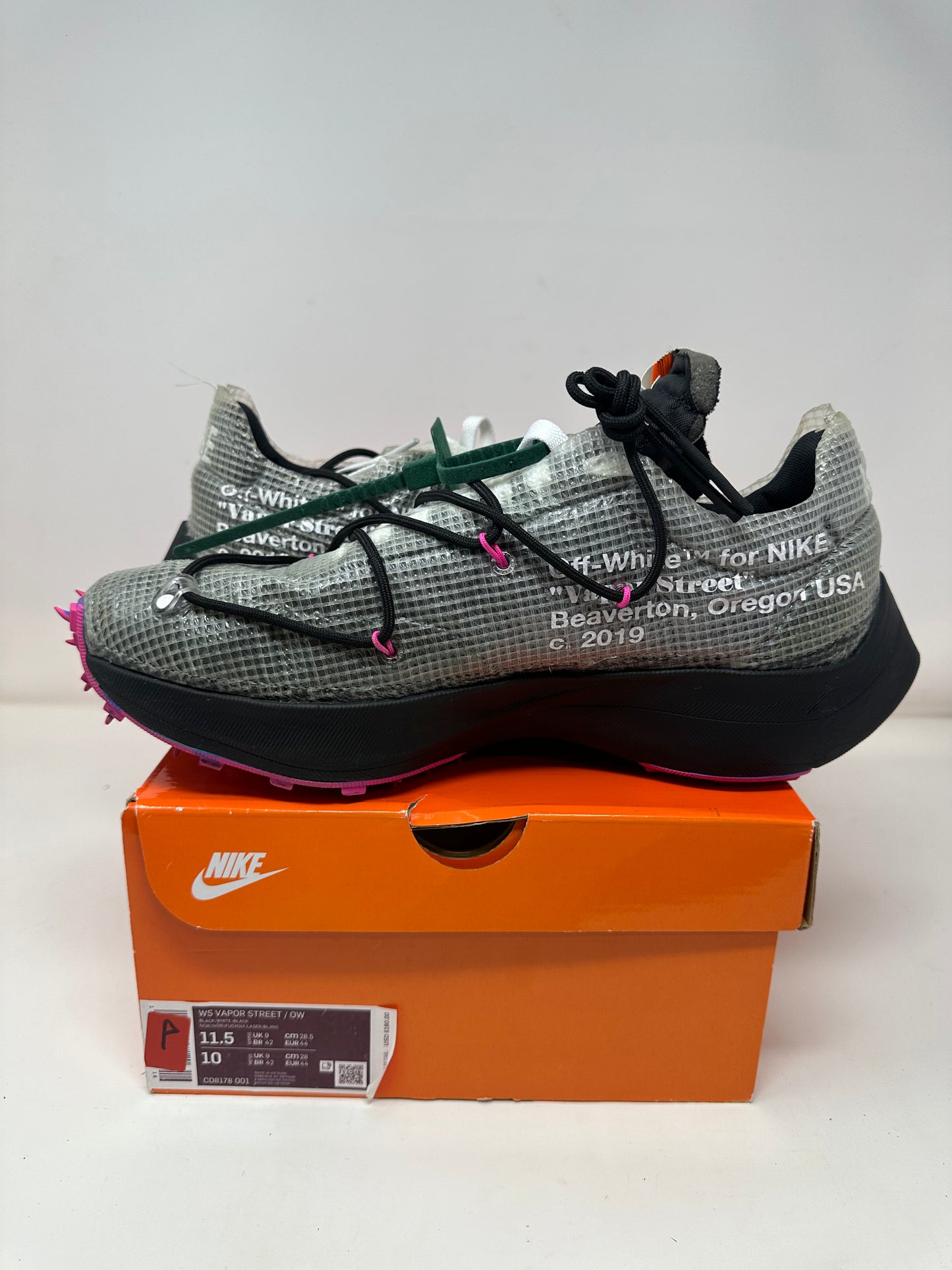Nike Off-White Vapor Street Women’s “Fuchsia”