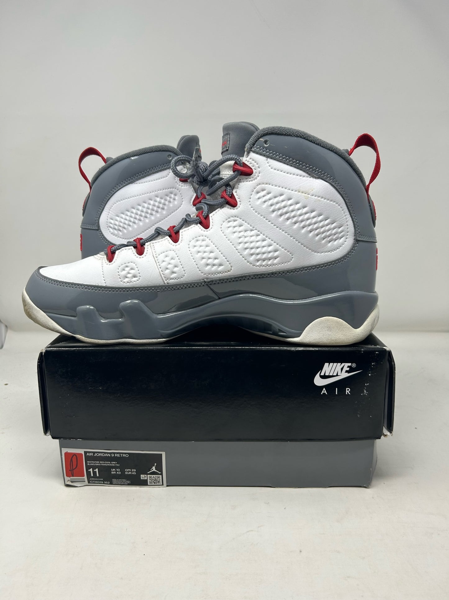Jordan 9 “Fire Red”