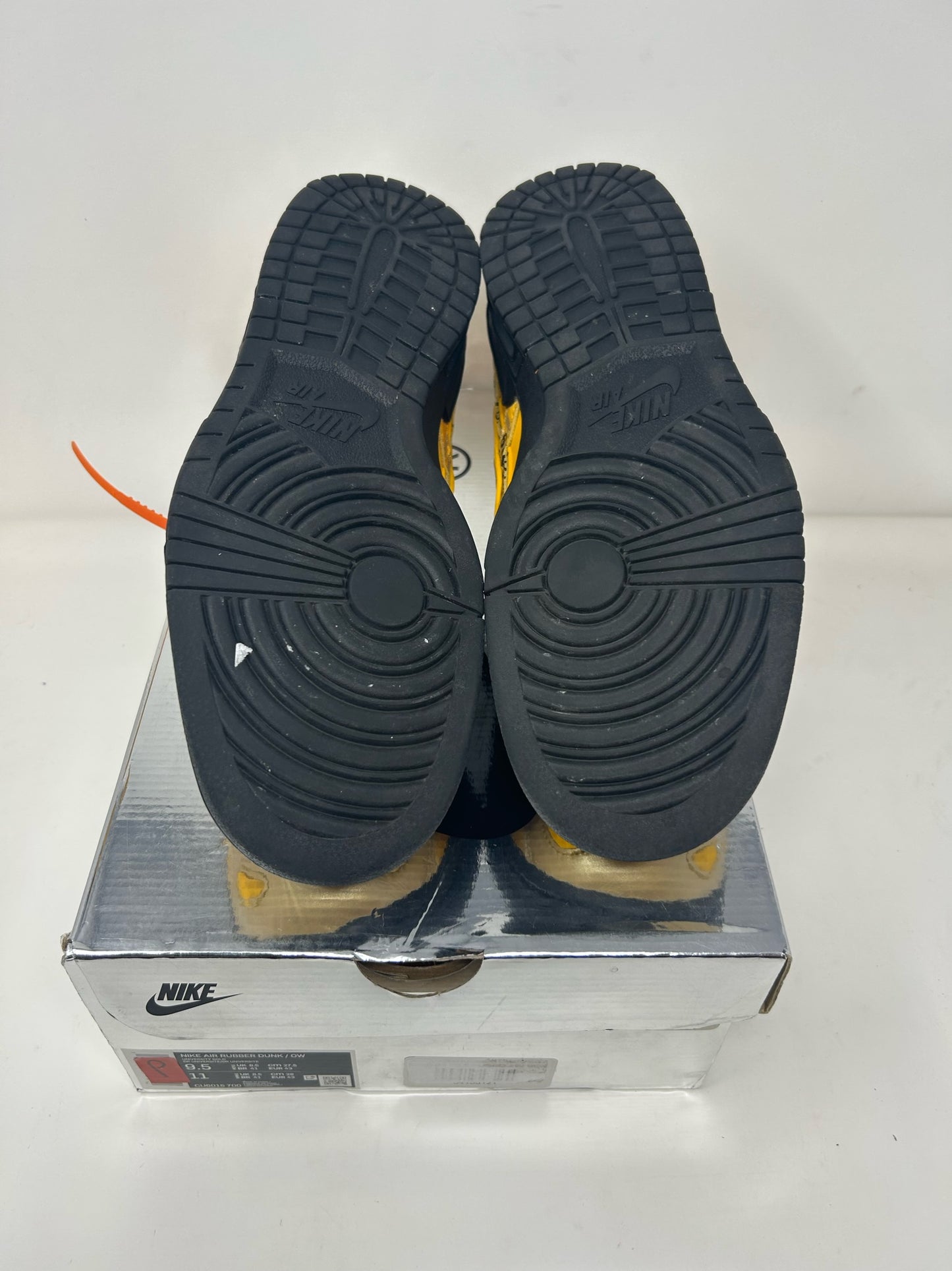Nike Air Rubber Dunk Off-White “University Gold”