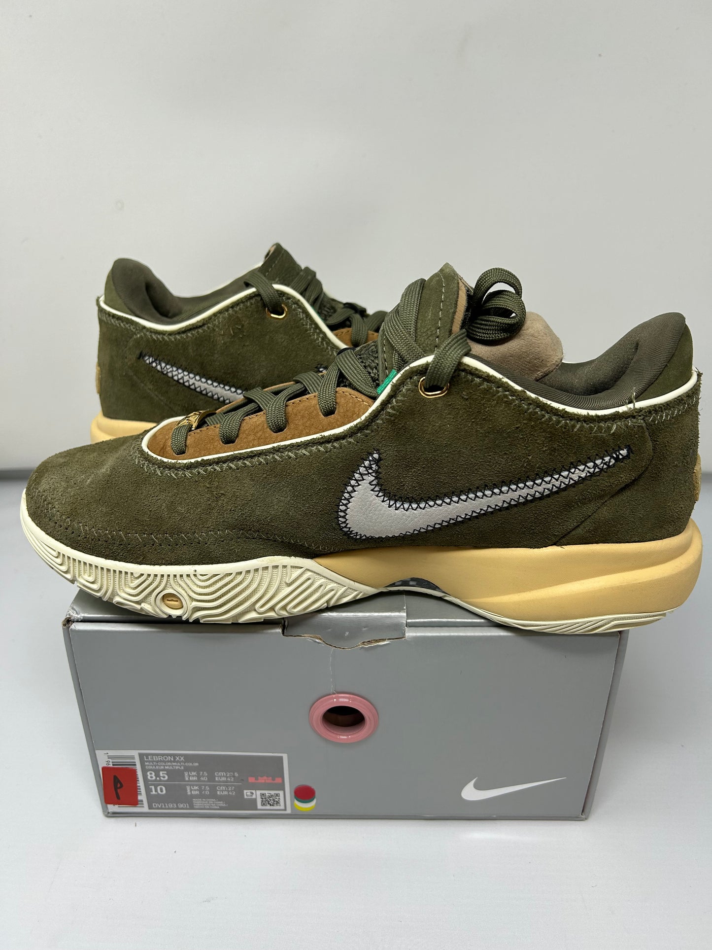 Nike LeBron 20 “Olive Green”