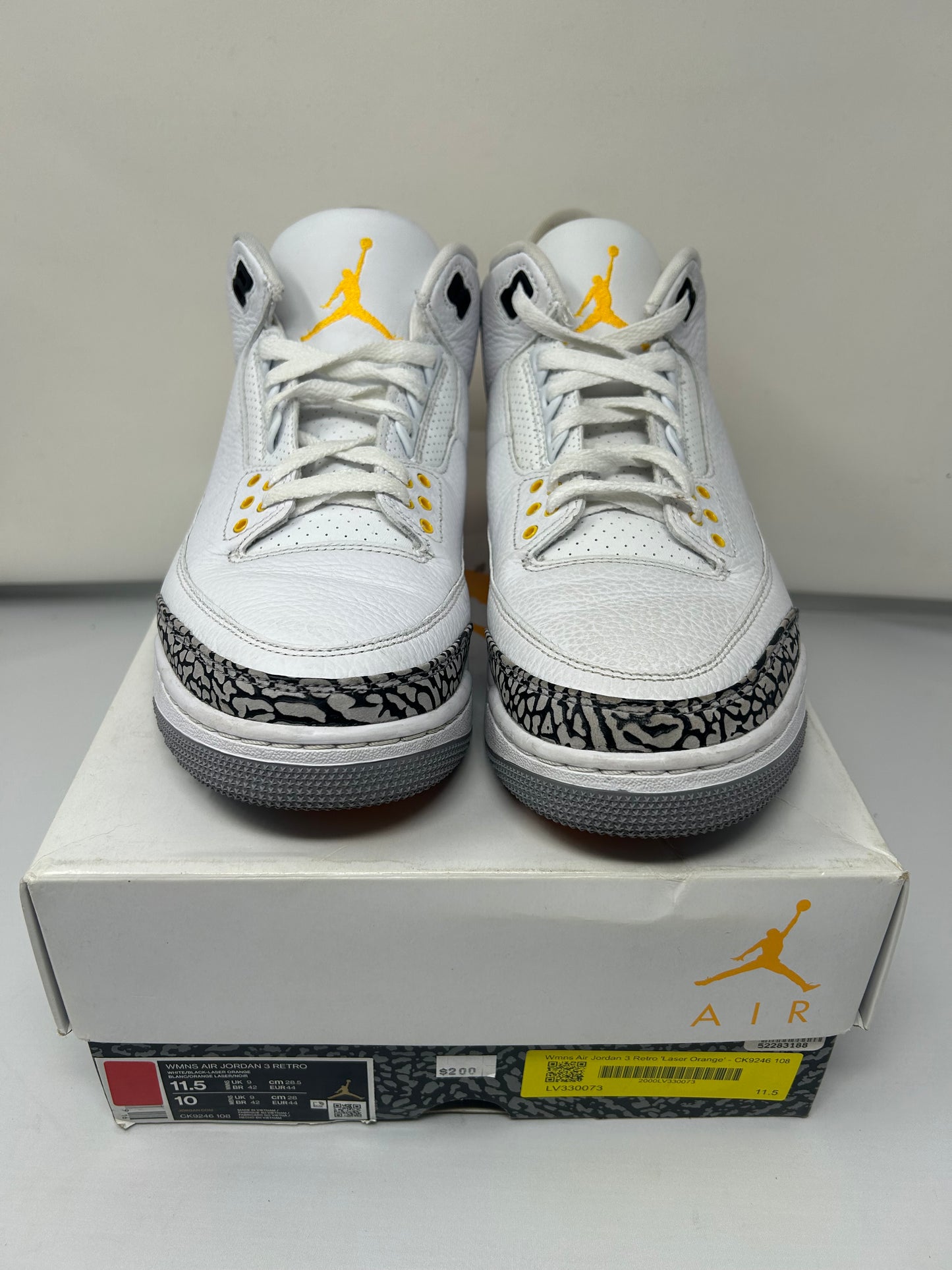 Jordan 3 “Laser Orange”