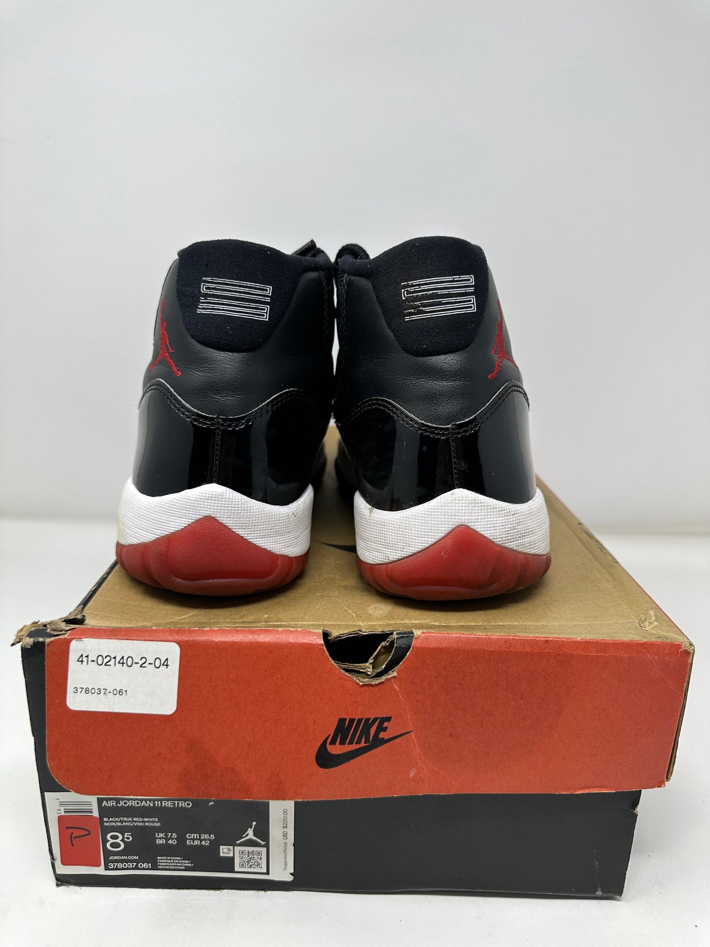 Jordan 11 (2019) “Bred”