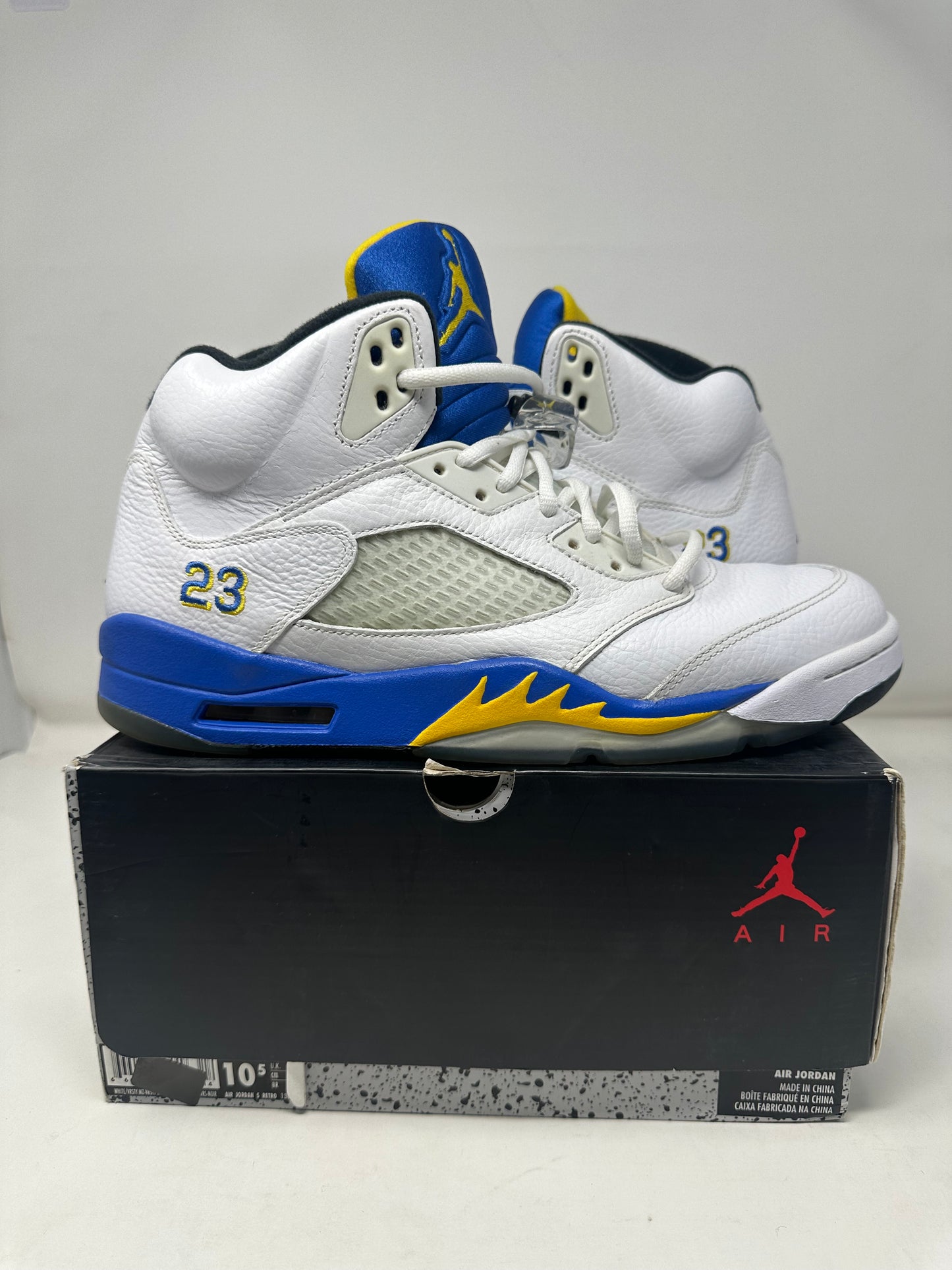 Jordan 5 “Laney”