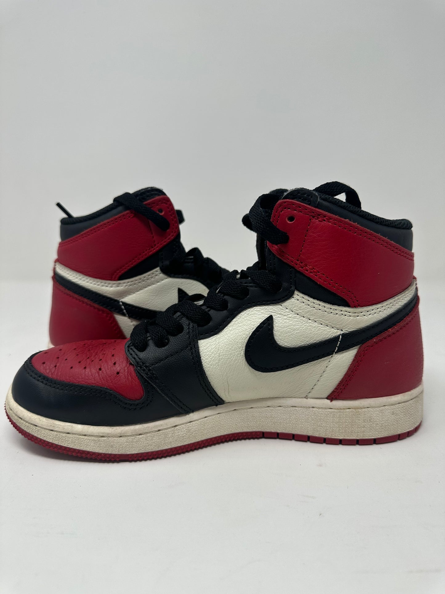 Jordan 1 High GS “Bred Toe”
