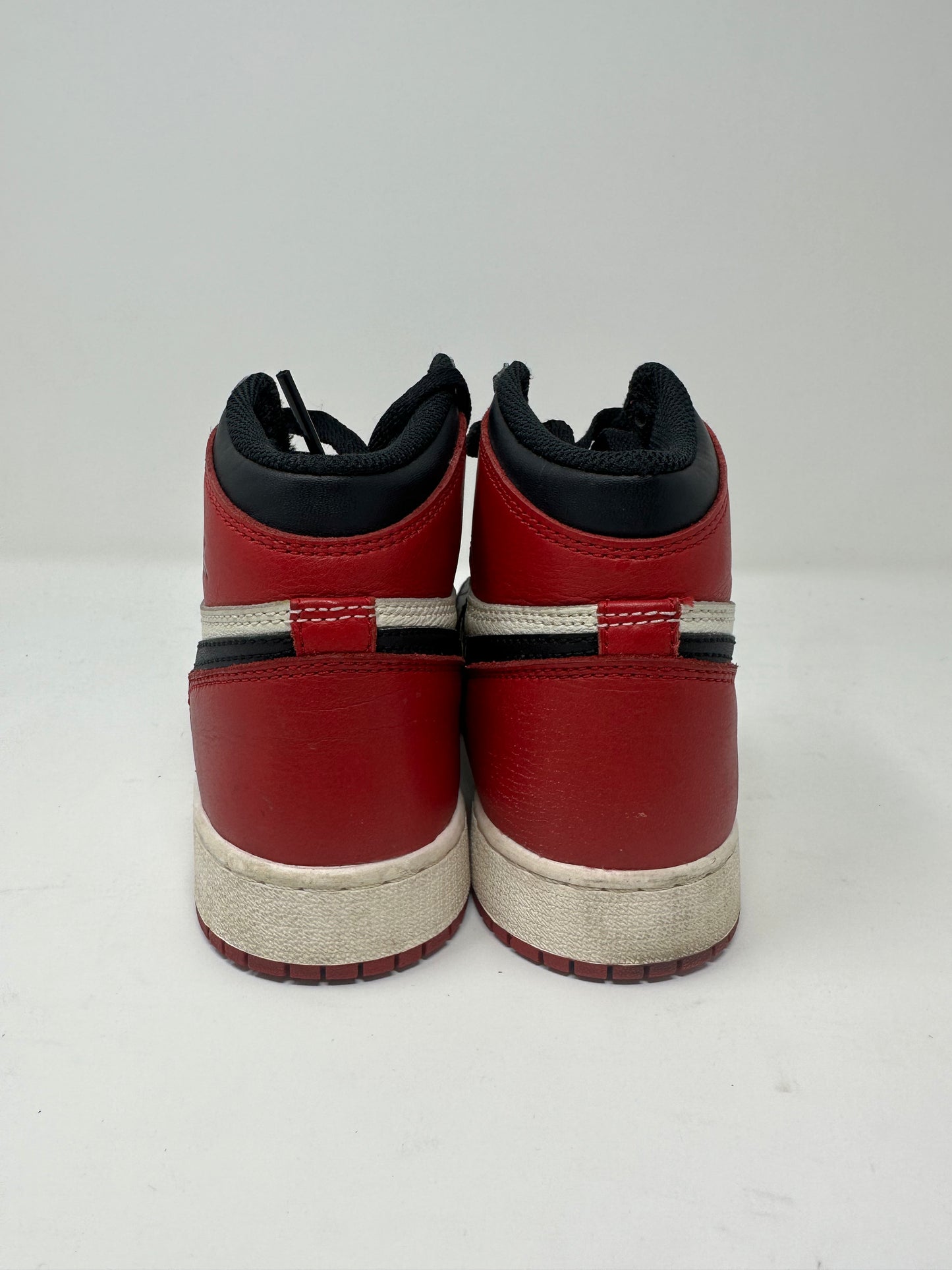Jordan 1 High GS “Bred Toe”