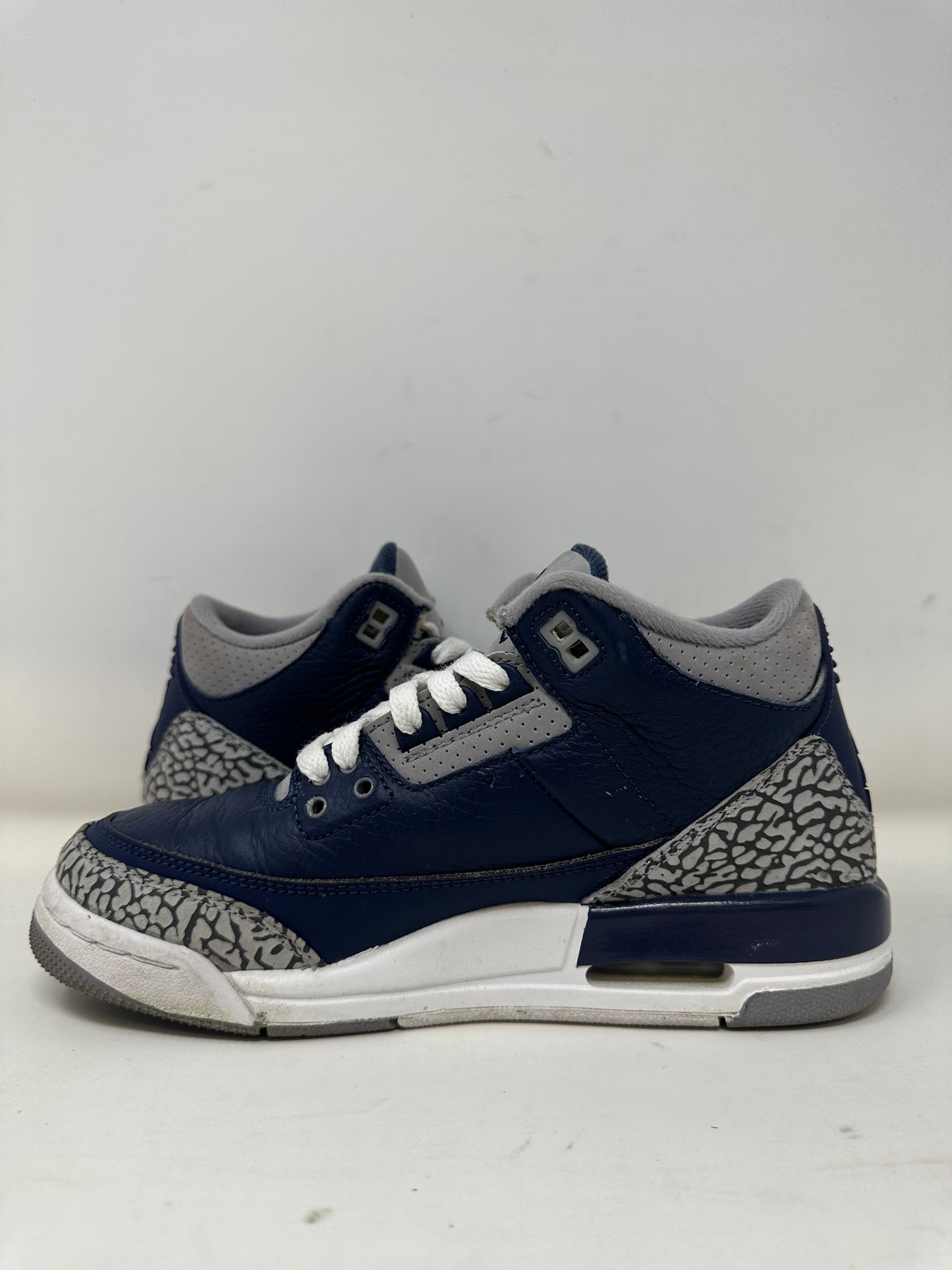 Jordan 3 GS “Georgetown”