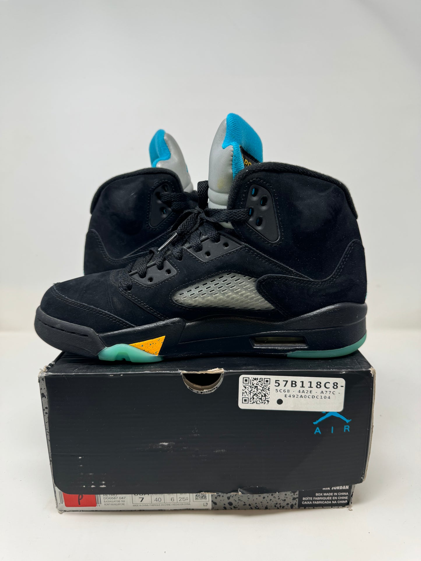 Jordan 5 “Aqua”