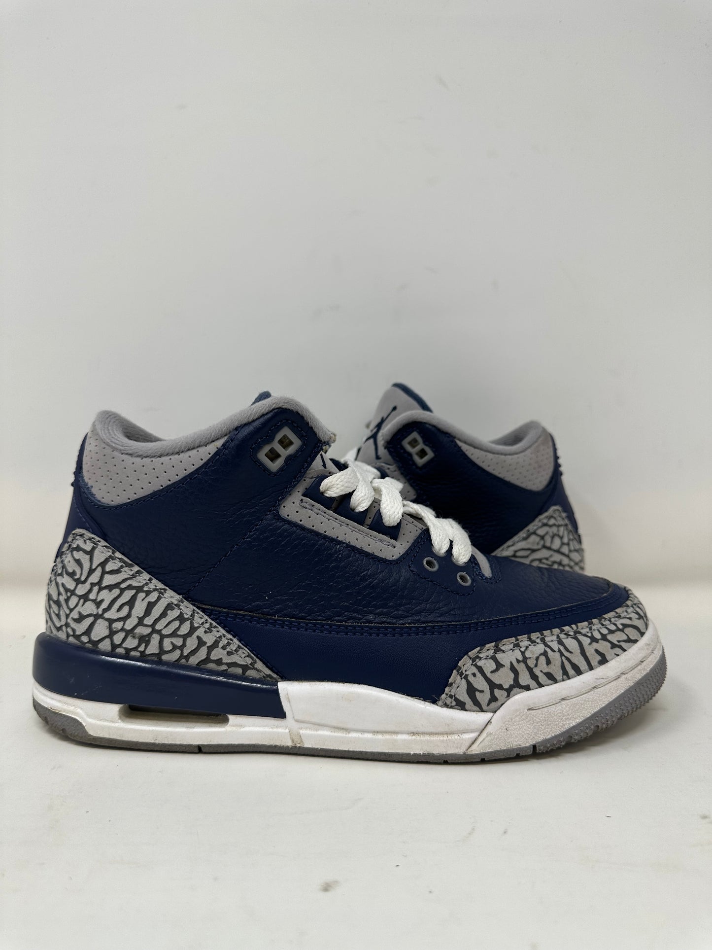 Jordan 3 GS “Georgetown”