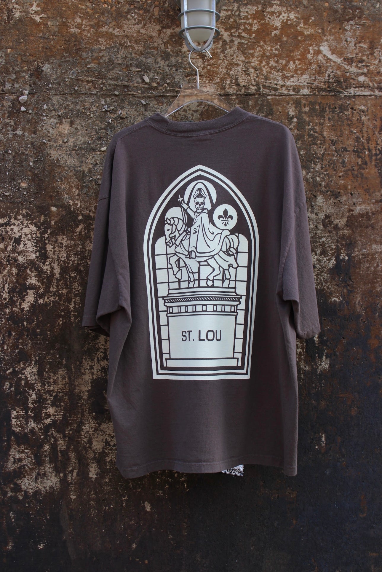 ST. LOU Statue Shirt “Brown”