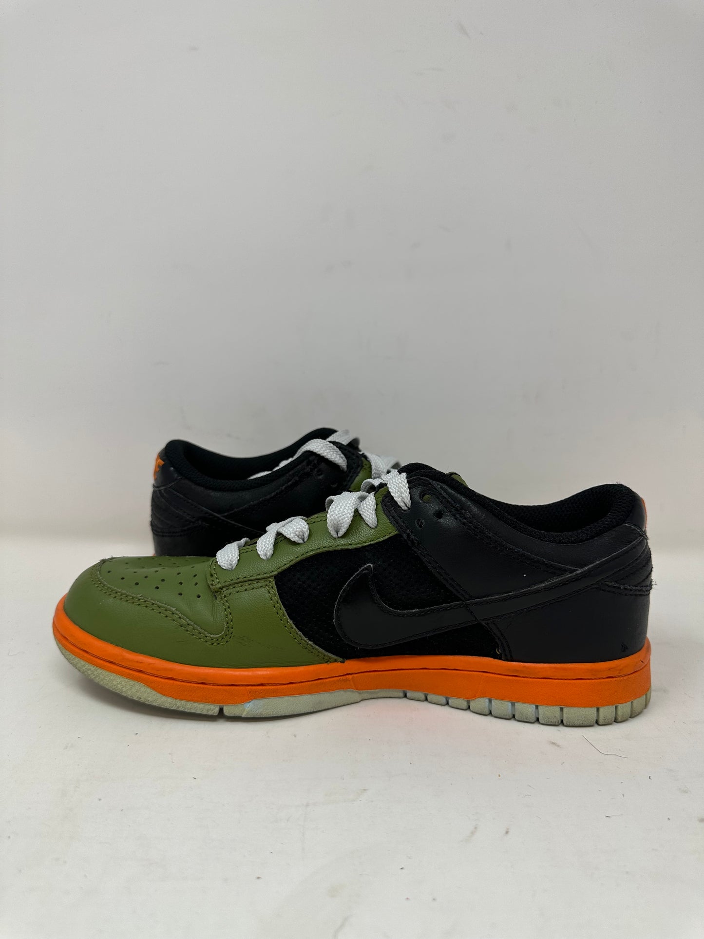 Nike Dunk Low “Green Mandarin”