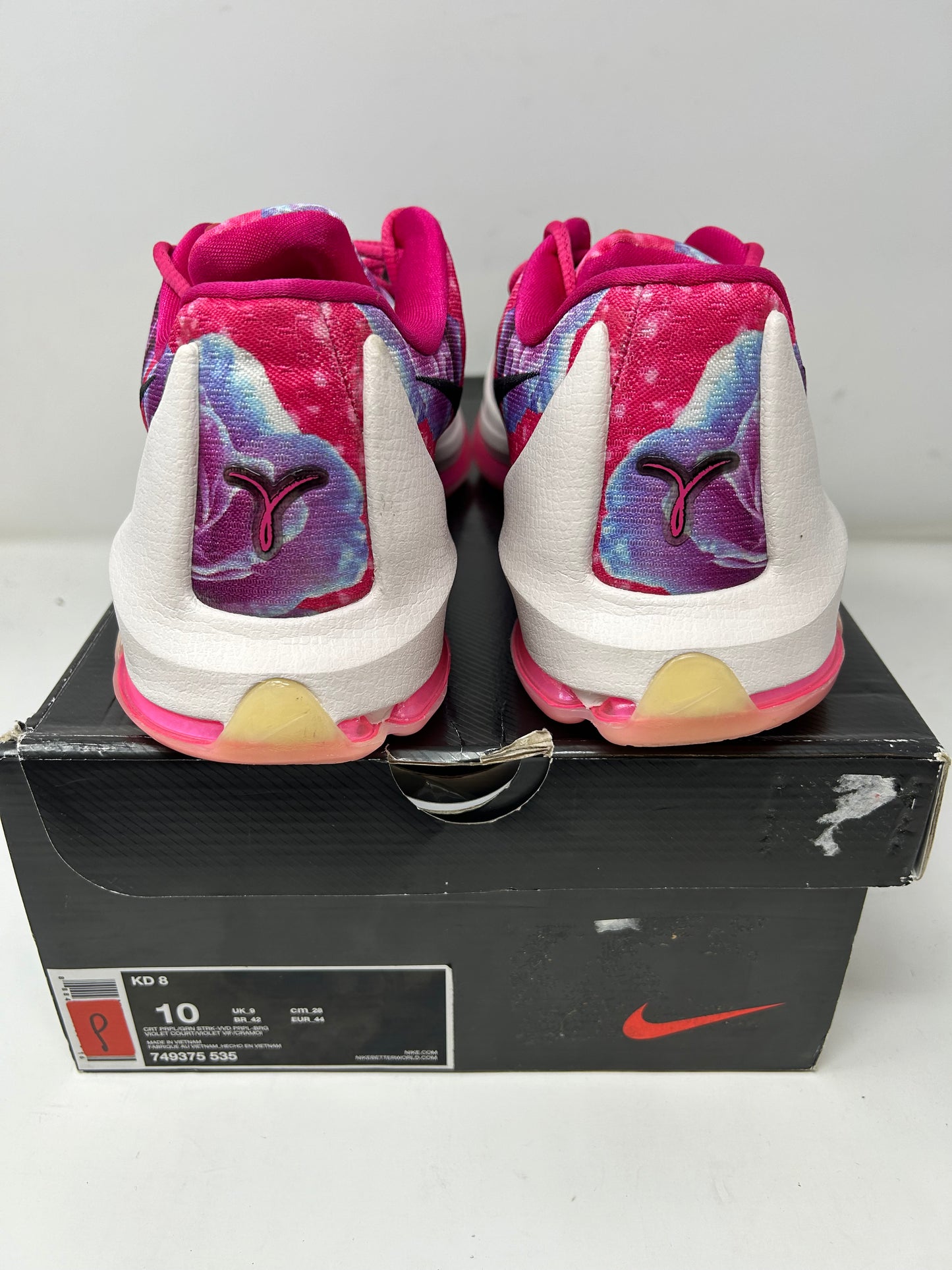 Nike KD 8 “Aunt Pearl”