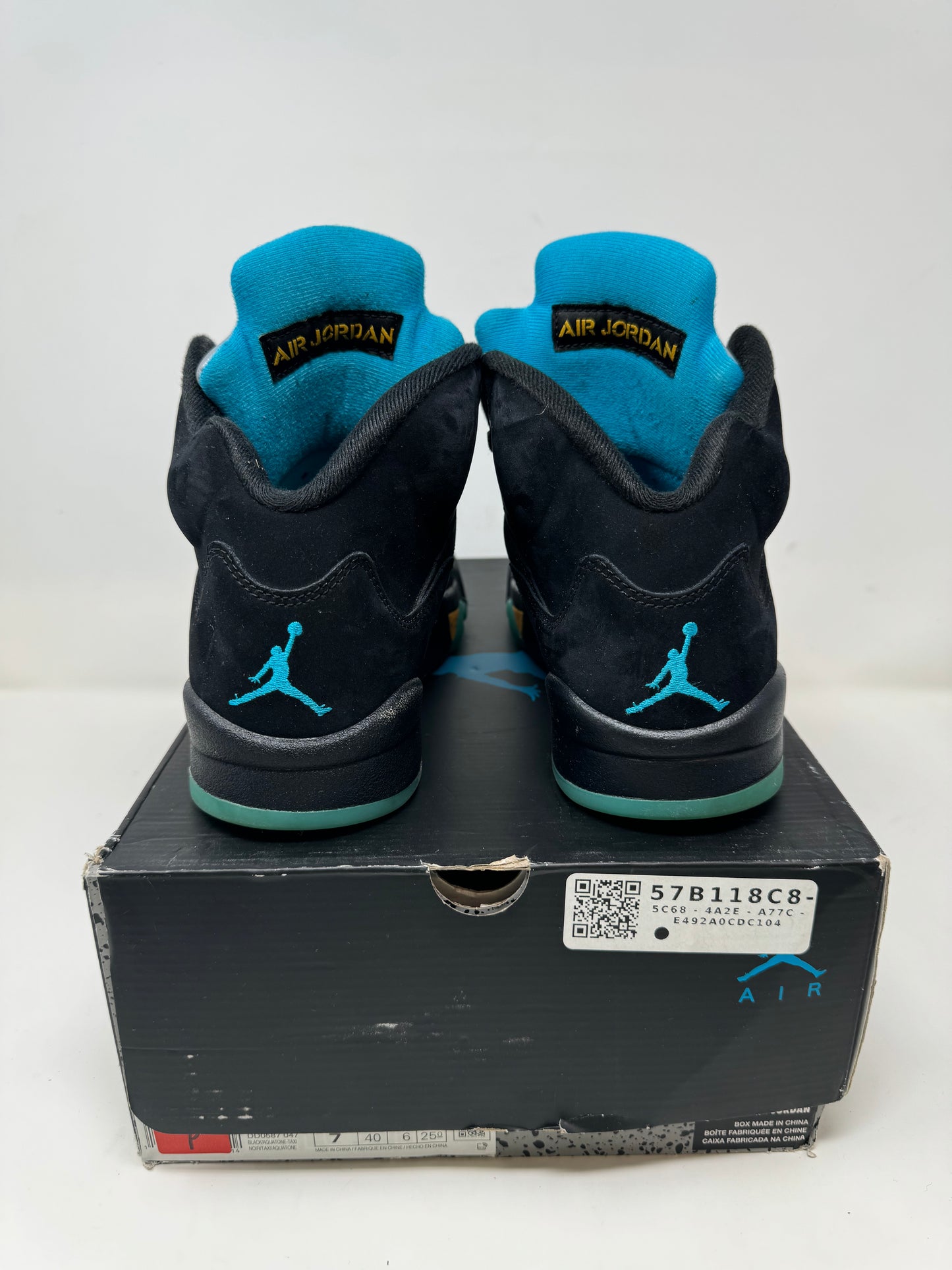 Jordan 5 “Aqua”